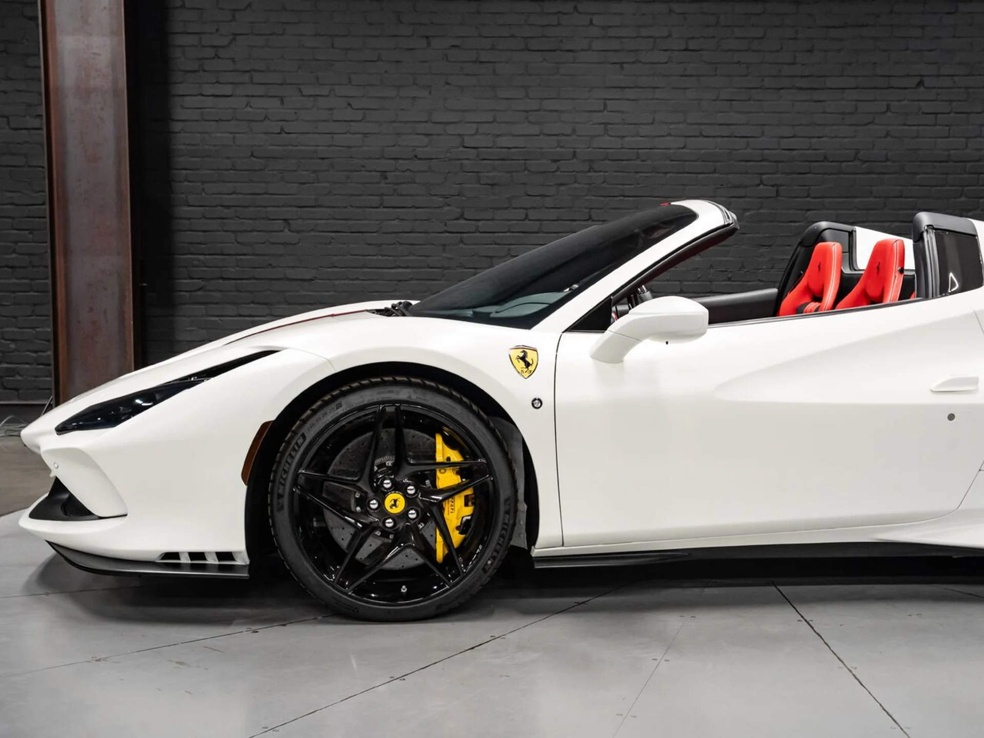 mph026_4126666305_ferrari_f8_spider_2022_381d357117