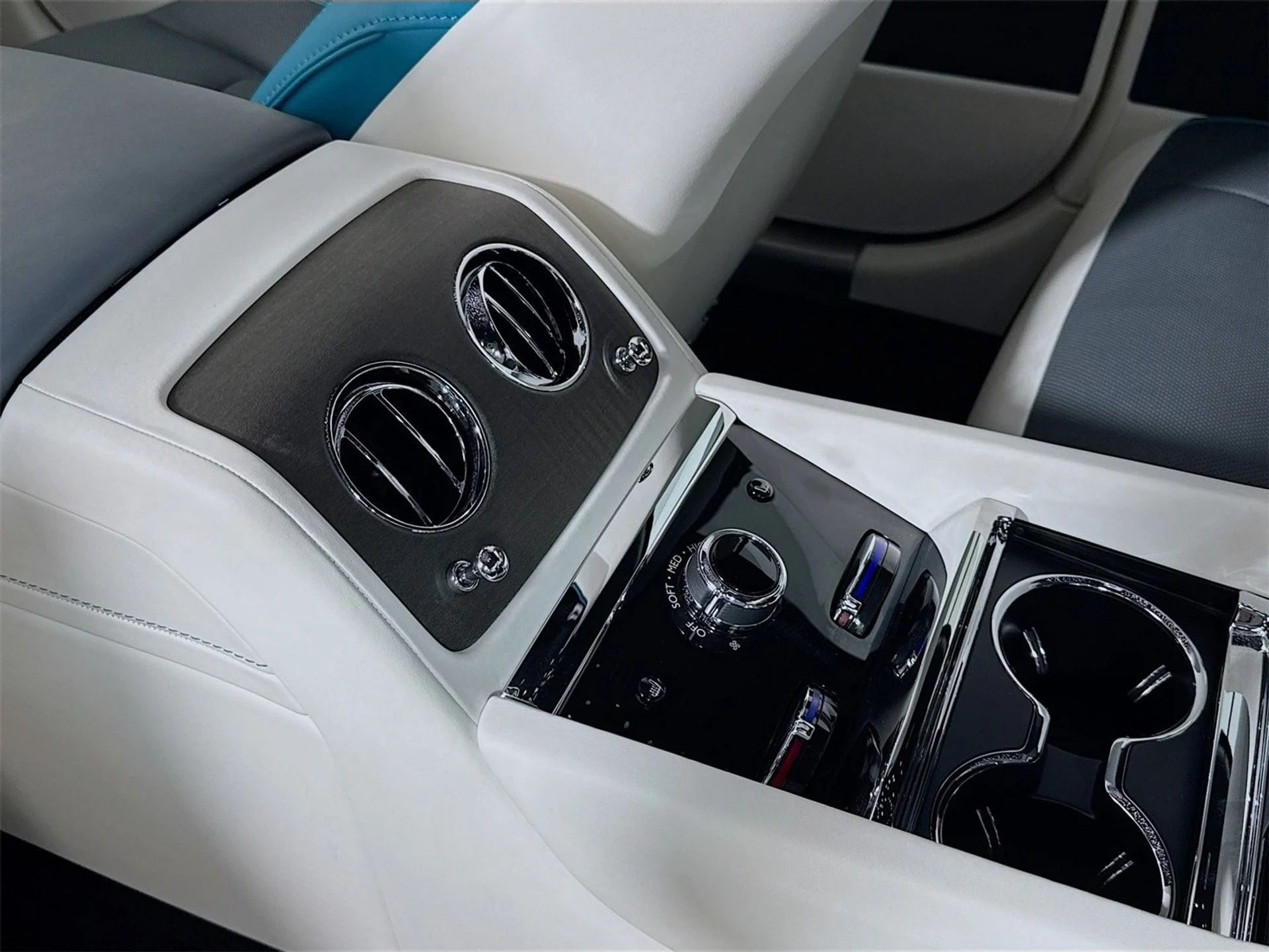 mph026_4127588283_c92320775f9f7297bc541ab227f86460x_cb0e53ca3b