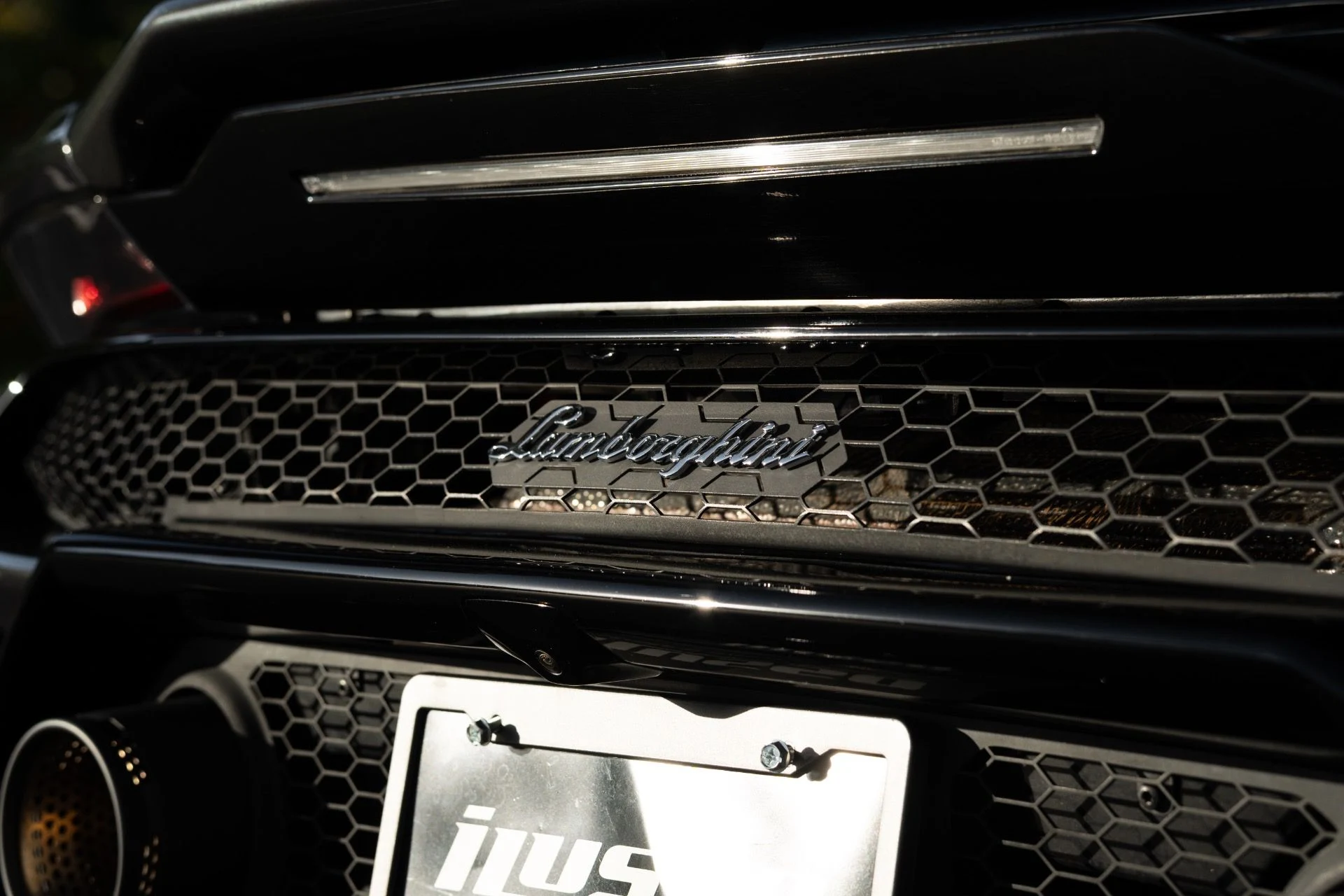 mph026_414173352_Used_2020_Lamborghini_Huracan_EVO_1769630384_bda05c86a3