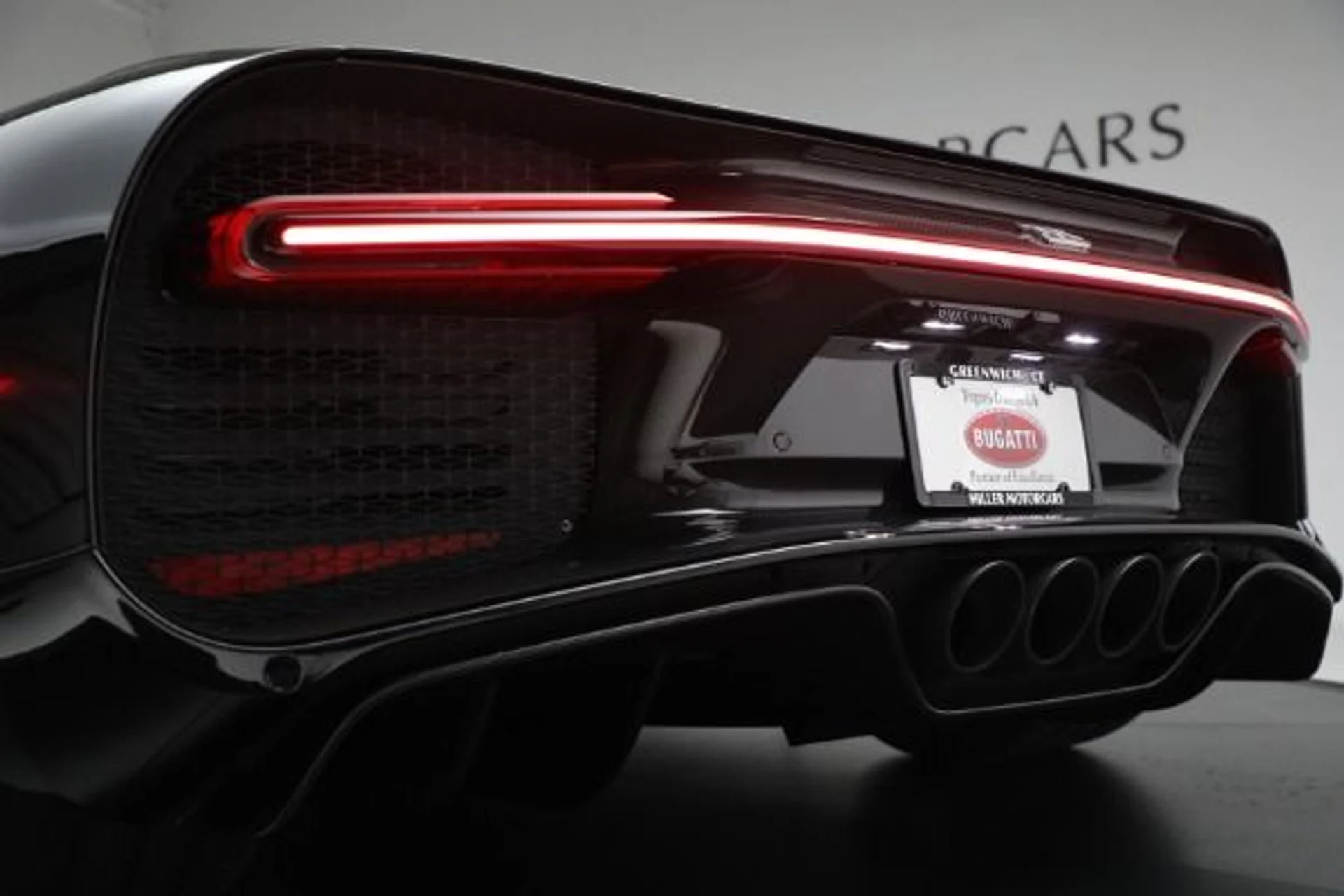 mph026_4172079155_Used_2020_Bugatti_Chiron_Sport_2543439205