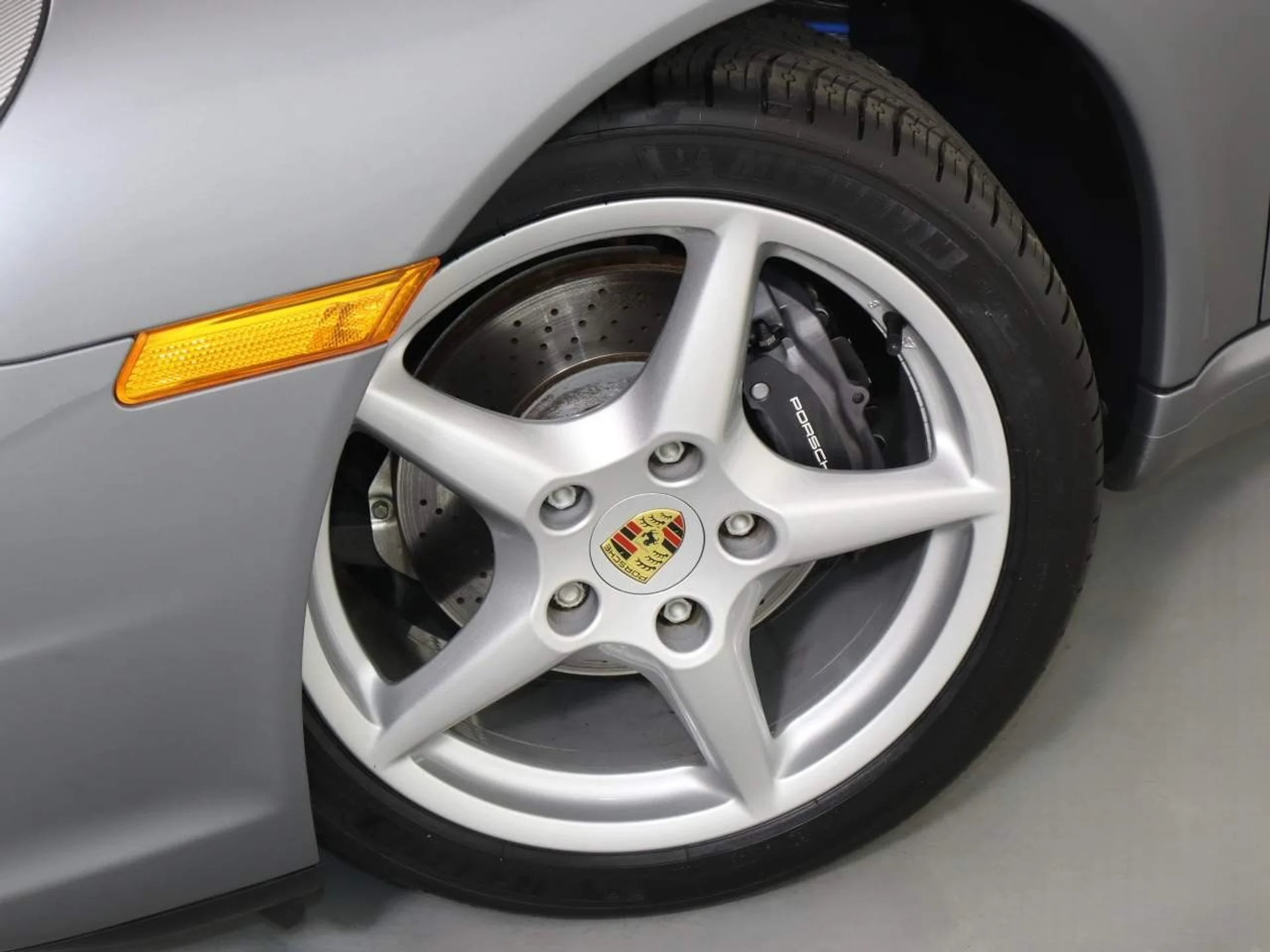 mph026_4174159637_e1f9ed0f58e4f77a98f16d911b2857b2_4b57f9b90c