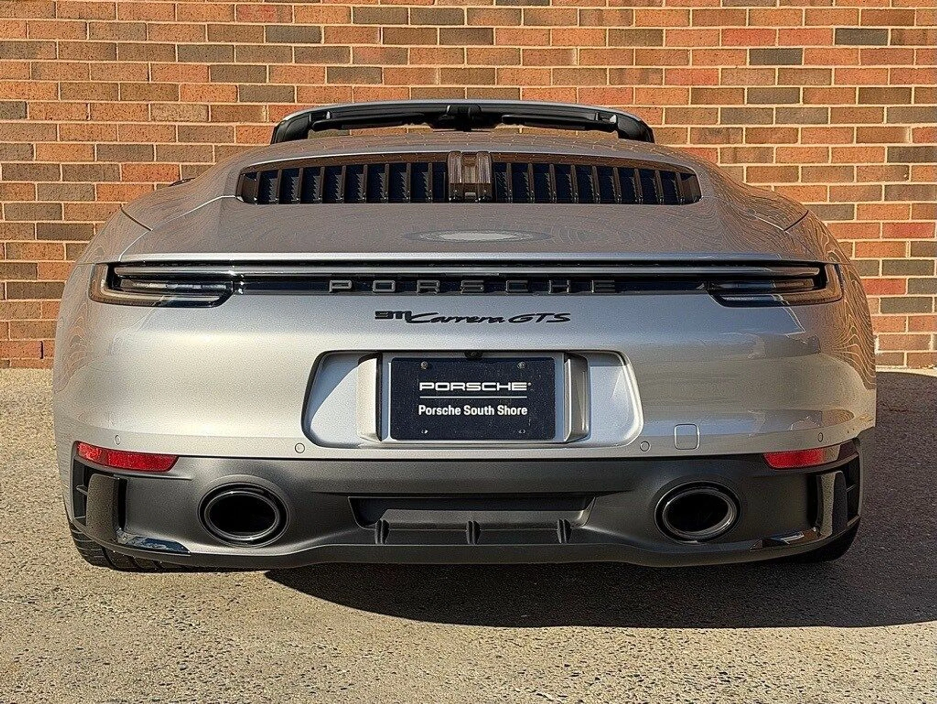 mph026_4174589559_dbfeda435946896675d43e8f5fad2012x_ccc64a0719