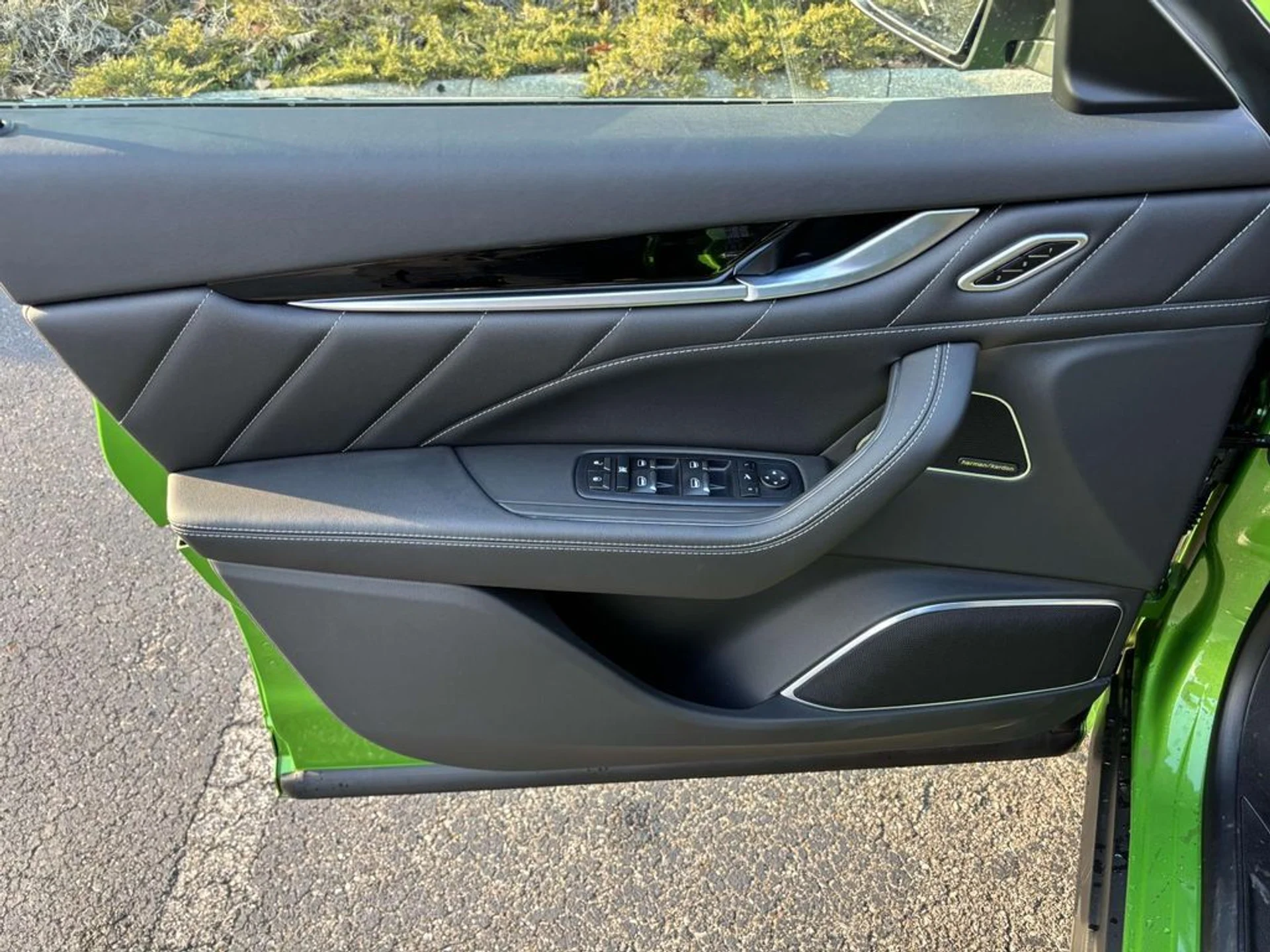 mph026_4184581852_dc43e44af476004c6b35d1f485ab49d0x_9744e73d14