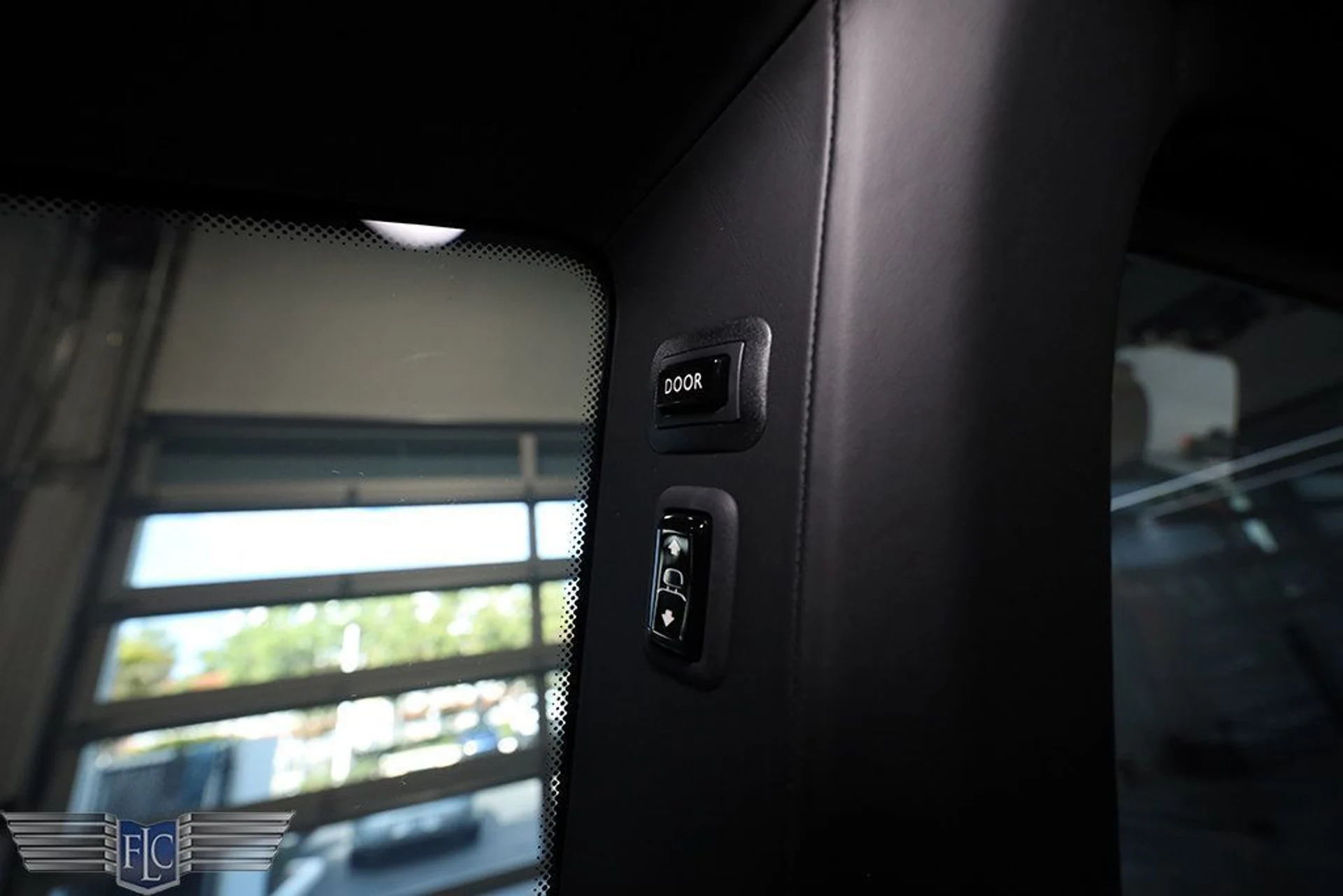 mph026_418595683_used_2023_rolls_royce_cullinan_blackbadgesportutility_9689_23001935_27_1024_09ba990796