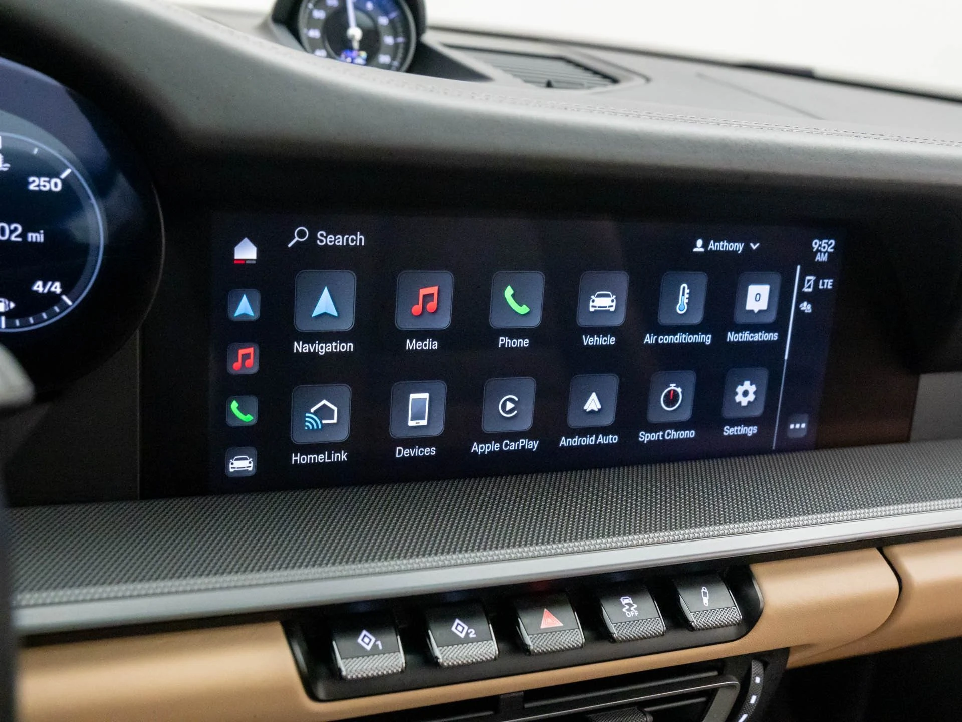 mph026_419949781_eab0cd96fe6354a3aae96f4bec357cdex_bf33bb0336