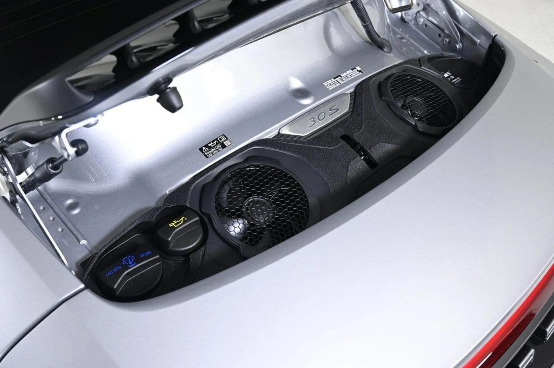 mph026_4202901239_f35cf3b6bbfe408fa62fcbc1b6267c7a_c000e10000