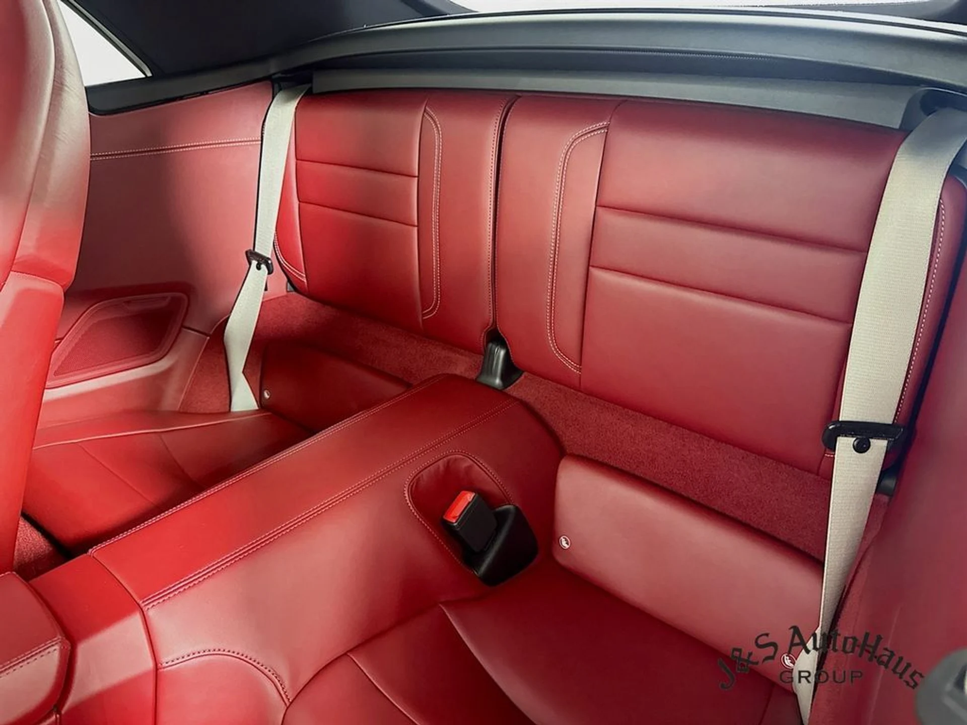 mph026_420593215_m55qu20e7cqsn1003e8i7vc60fuf_ffb5e559da