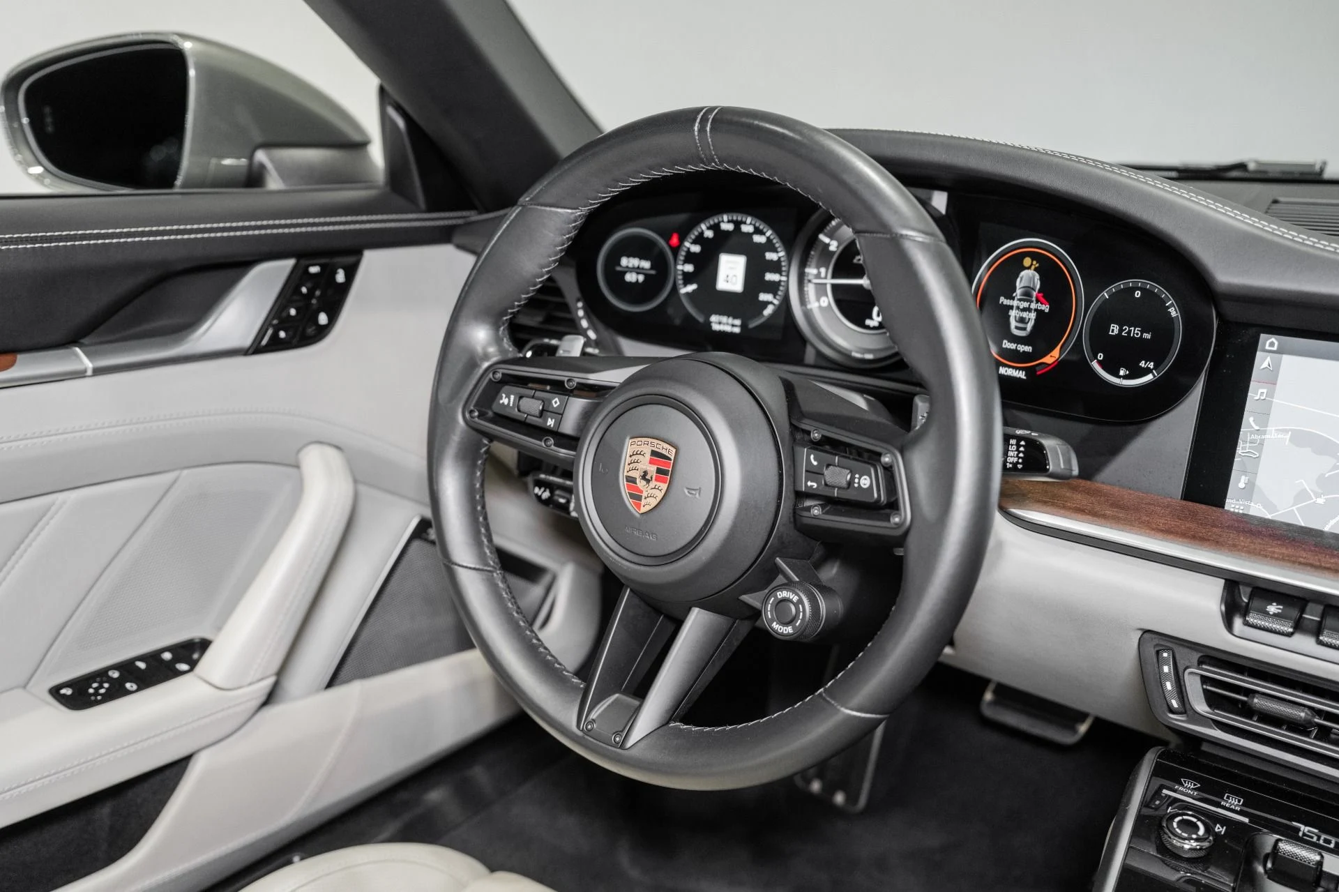 mph026_4215457962_Used_2021_Porsche_911_Turbo_S_1775321937_54cce7d0fb