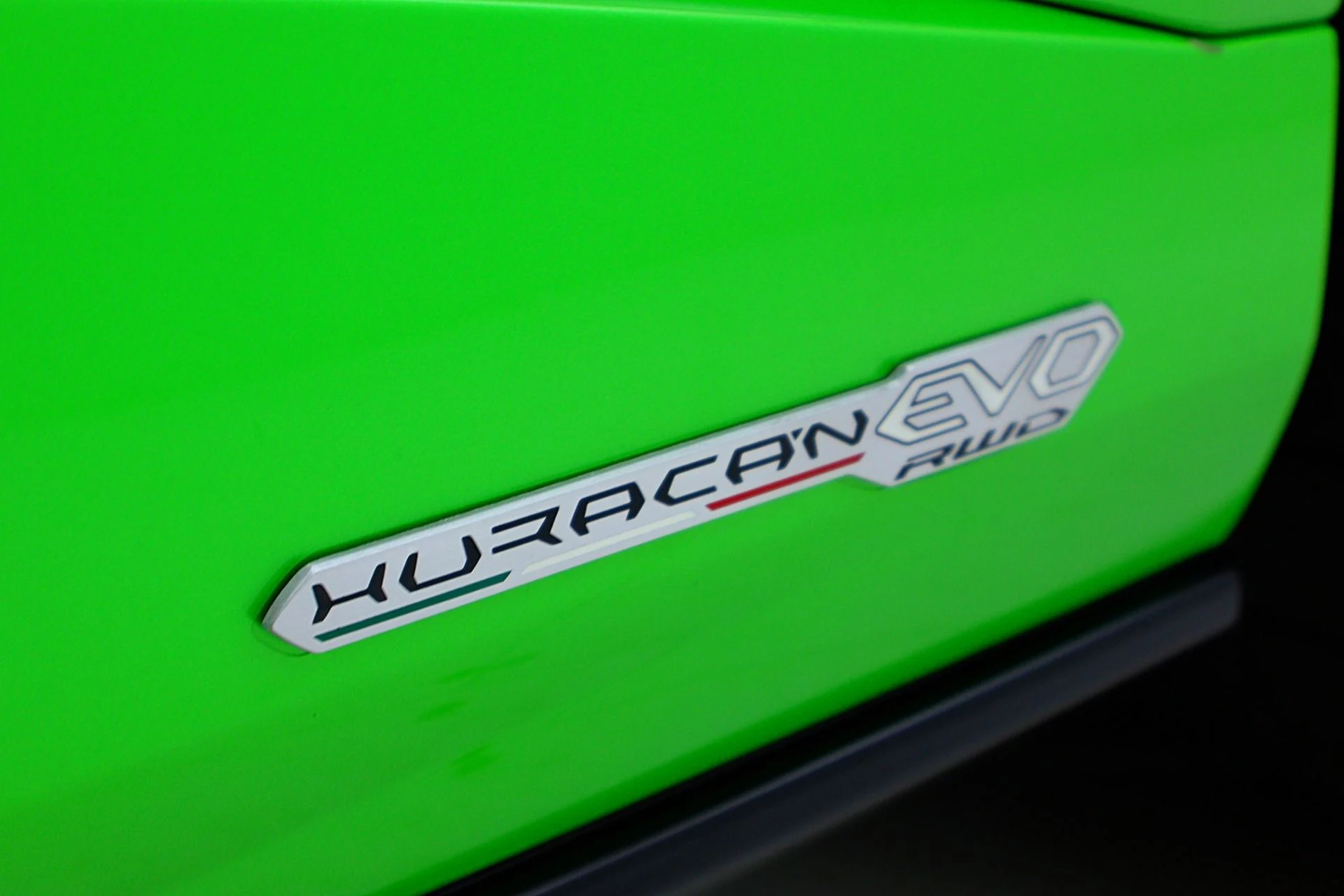 mph026_4227274161_Used_2023_Lamborghini_Huracan_EVO_Spyder_RWD_SELEZIONE_PRE_OWNED_CERTIFIED_6f0d8a8b67