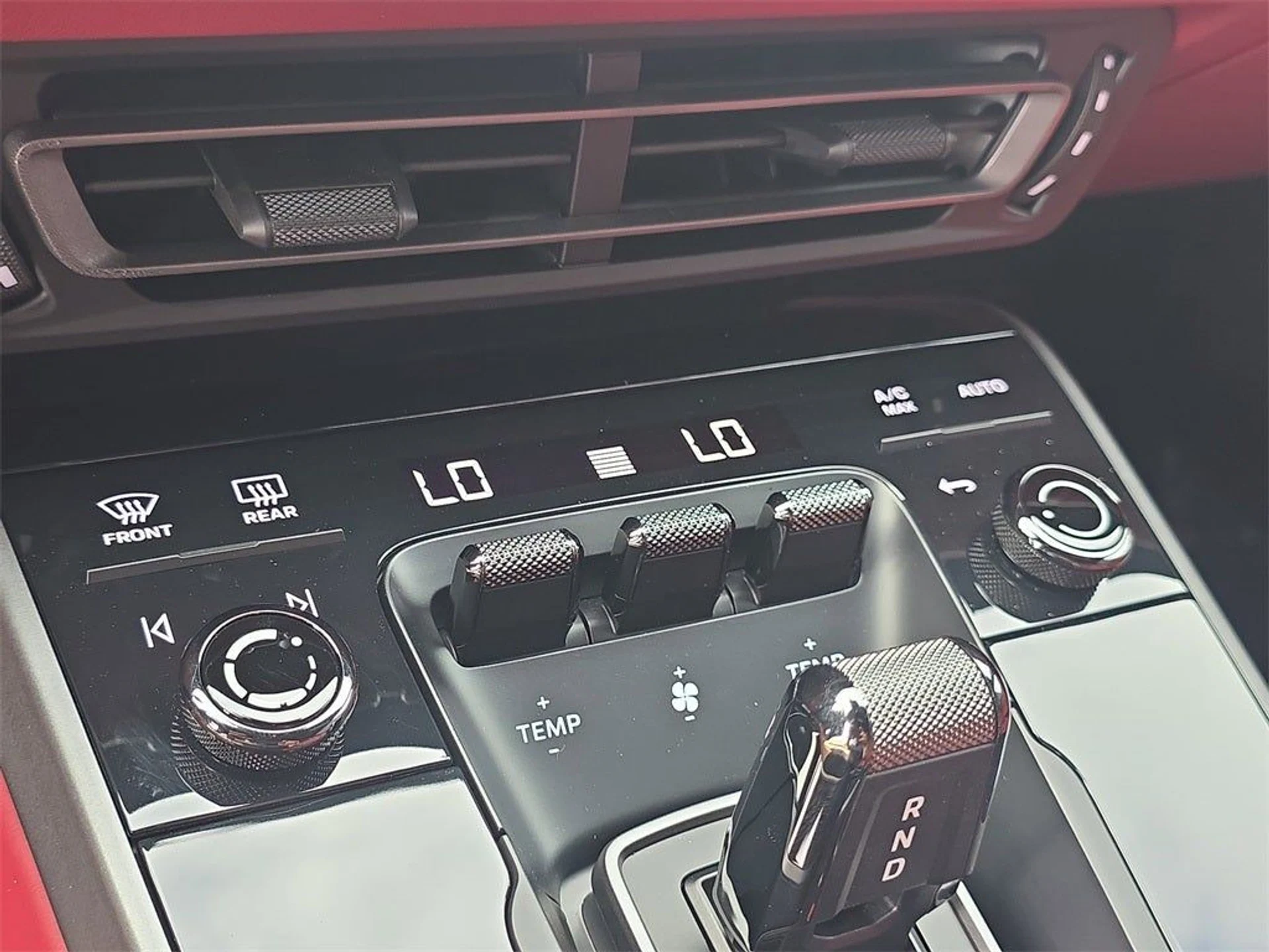 mph026_422911996_27_2f50e3d905