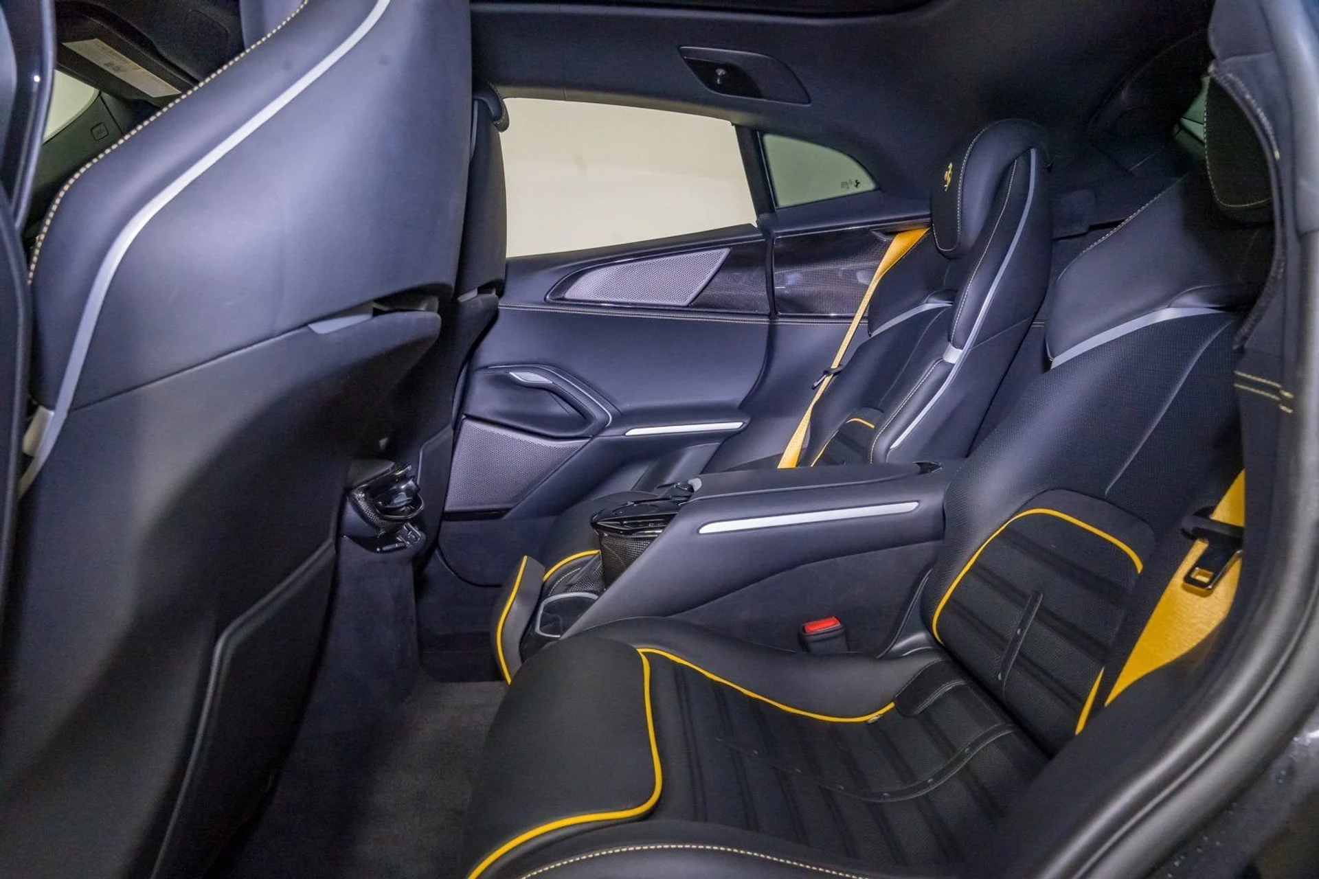 mph026_4229585220_58ffcf6da17a4ea286f119bdab6f6fb8_69172ebcaa