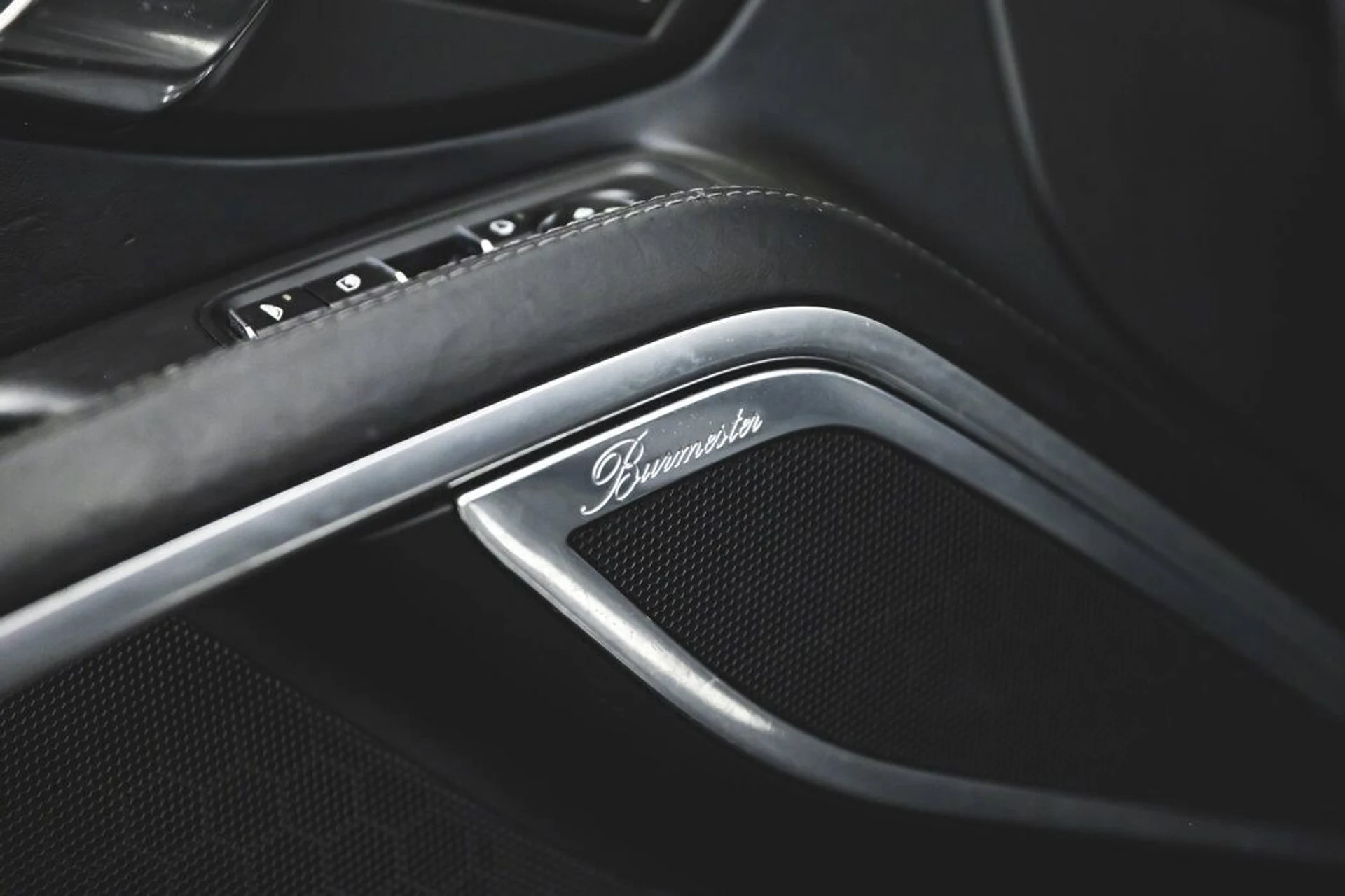 mph026_4231536432_18f1b11313e5ad4b17fa0c5b757e1952_9adce36aa6