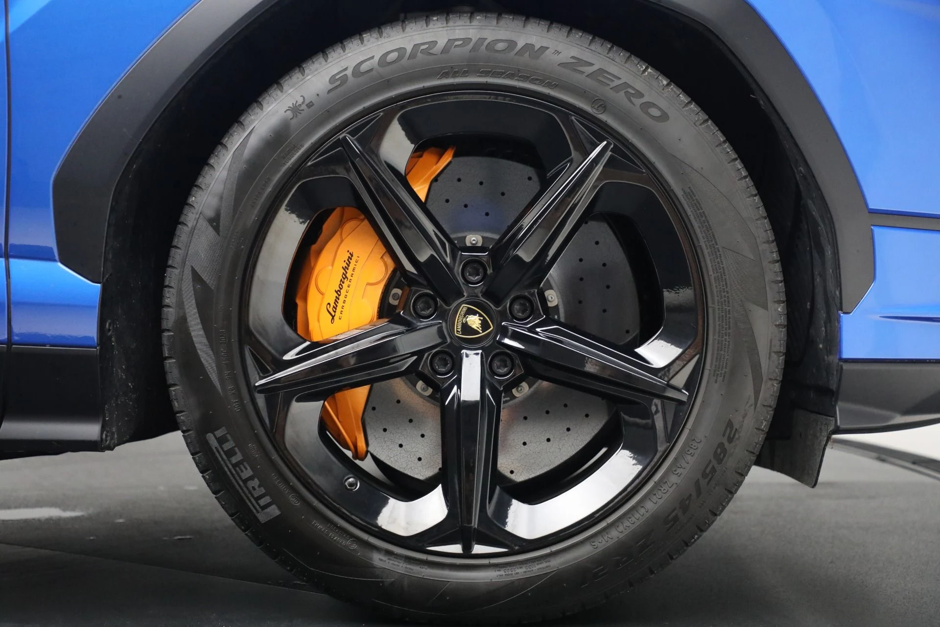 mph026_4255088794_Used_2024_Lamborghini_Urus_S_e2d1db4c5f
