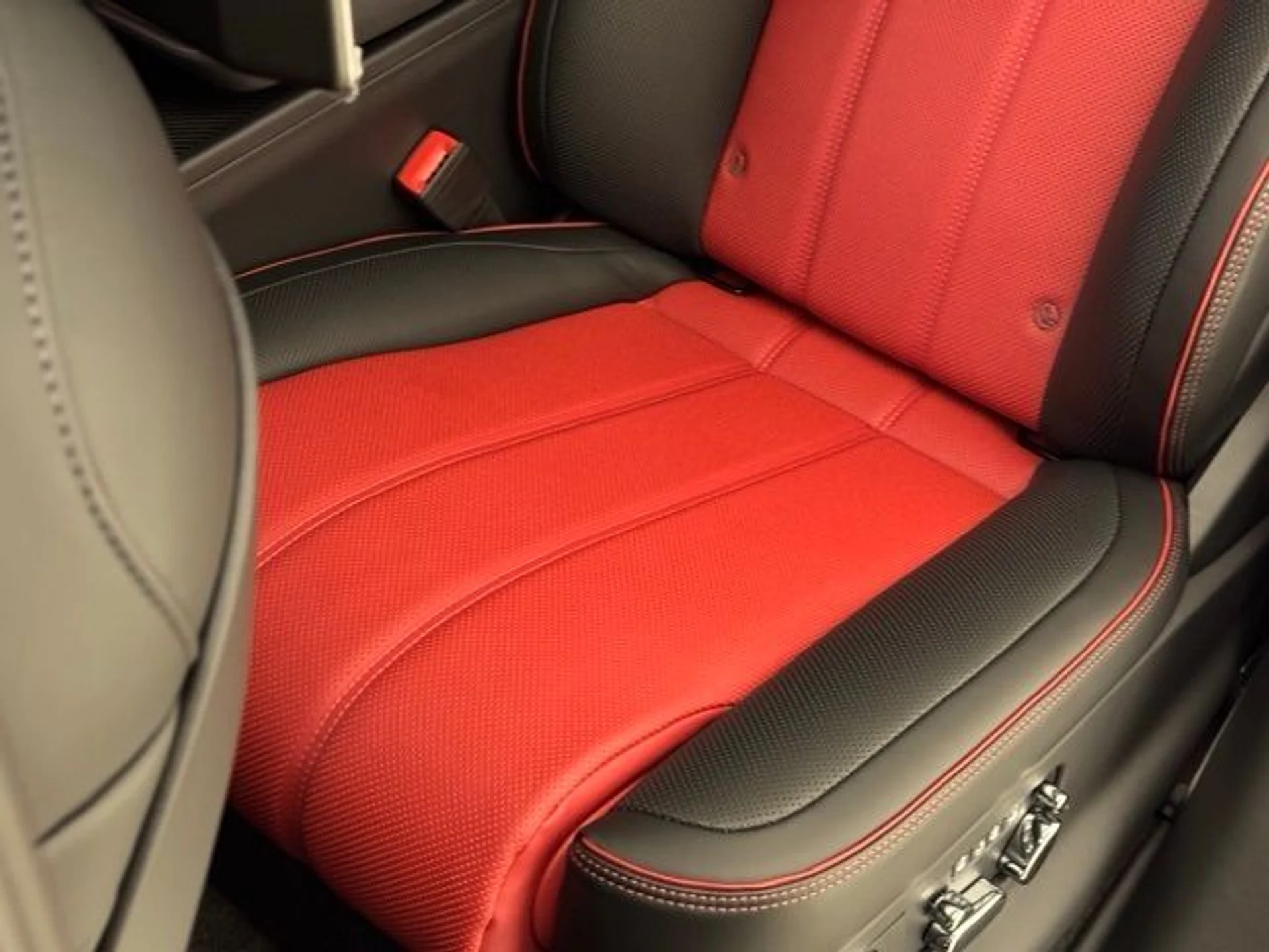 mph026_4257848873_6efz2m6xaehtd3qoai6xfi2le7fo_f3205d7ab8