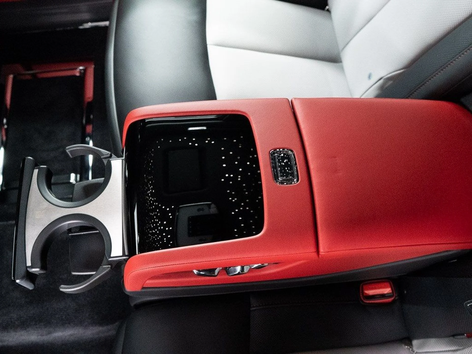 mph026_4257979002_5b3c907de3dbef4d56fadc850aac4ce4_a20ad5b60d