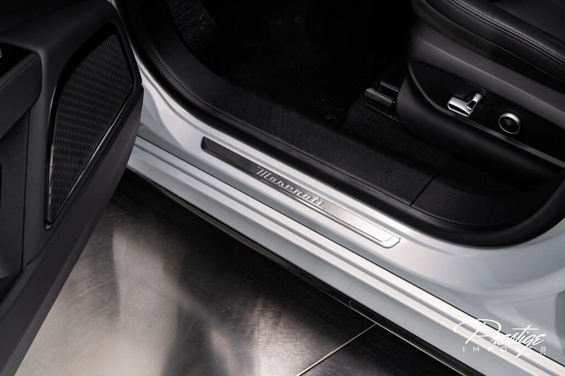 mph026_4259898548_72472d907e1711effc92a2e9f1c7ed0f_97a52a66a2