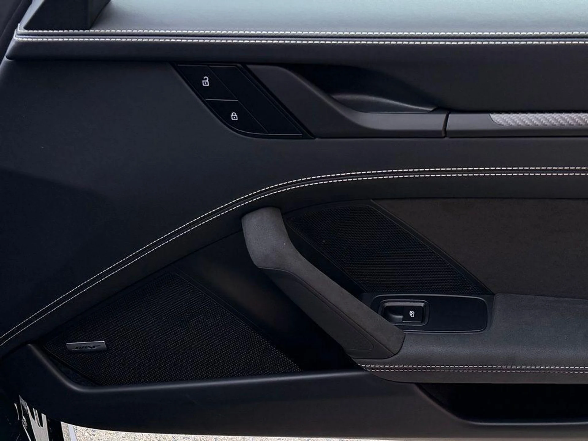 mph026_4260410923_4_L9_4_Q6_Lp_EQ_8j_E_Evugh_KG_Ysl8cs_3885ce2ada