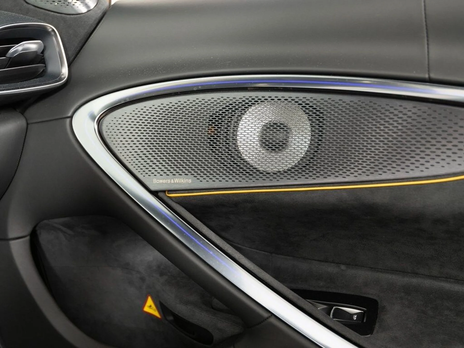 mph026_4274696996_23a91f8a94ad1e0b3a95e0fa2039cb8cx_36b9fc44c2