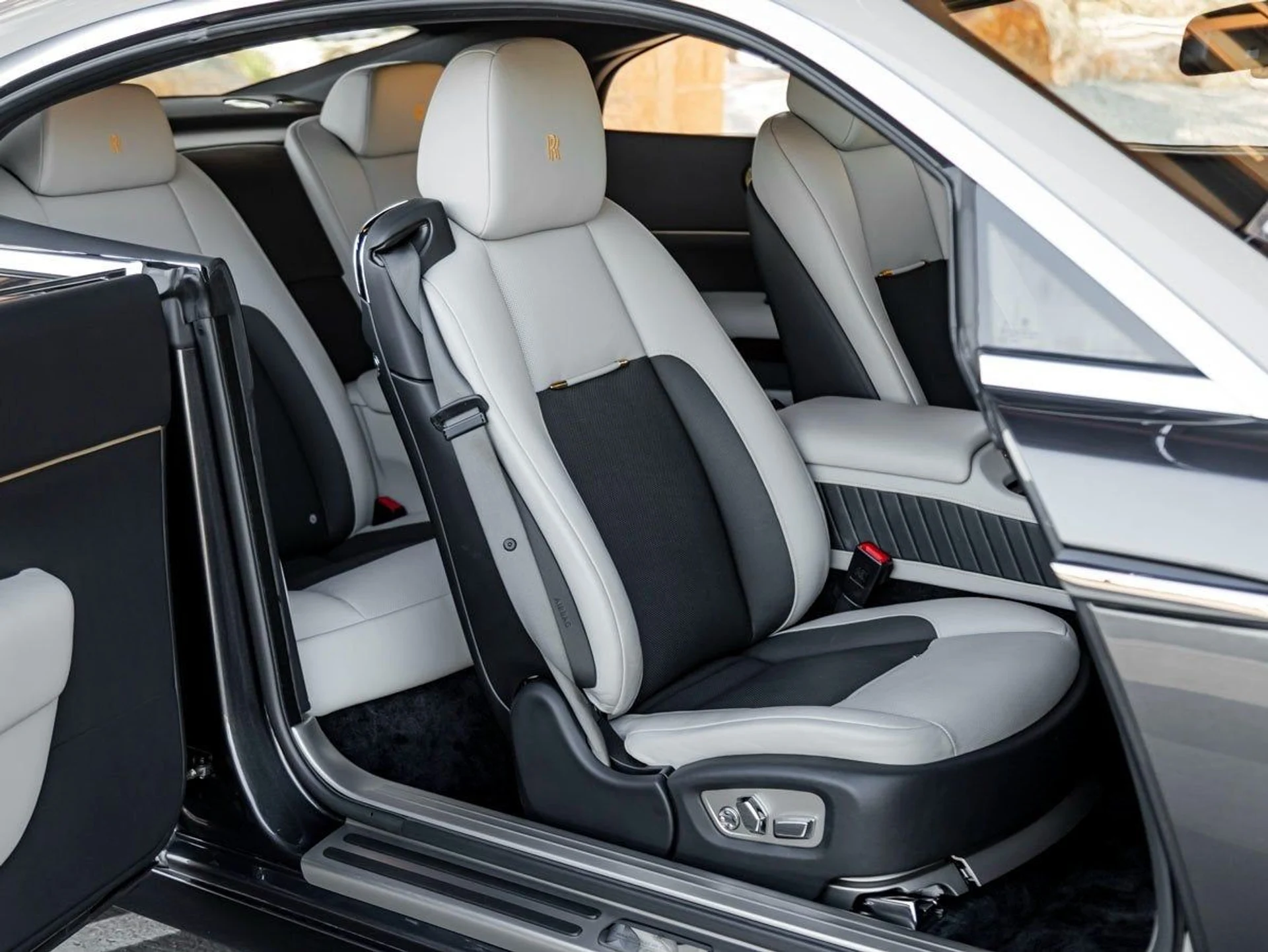 mph026_4283882802_27_4053a49a99