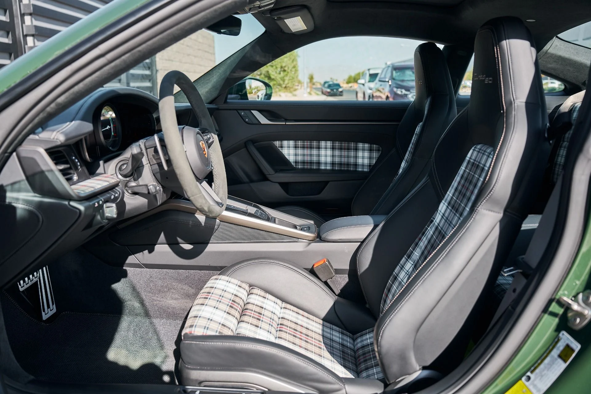 mph026_4291913399_Used_2025_Porsche_911_Turbo_S_1763075493_c1a222b7bf