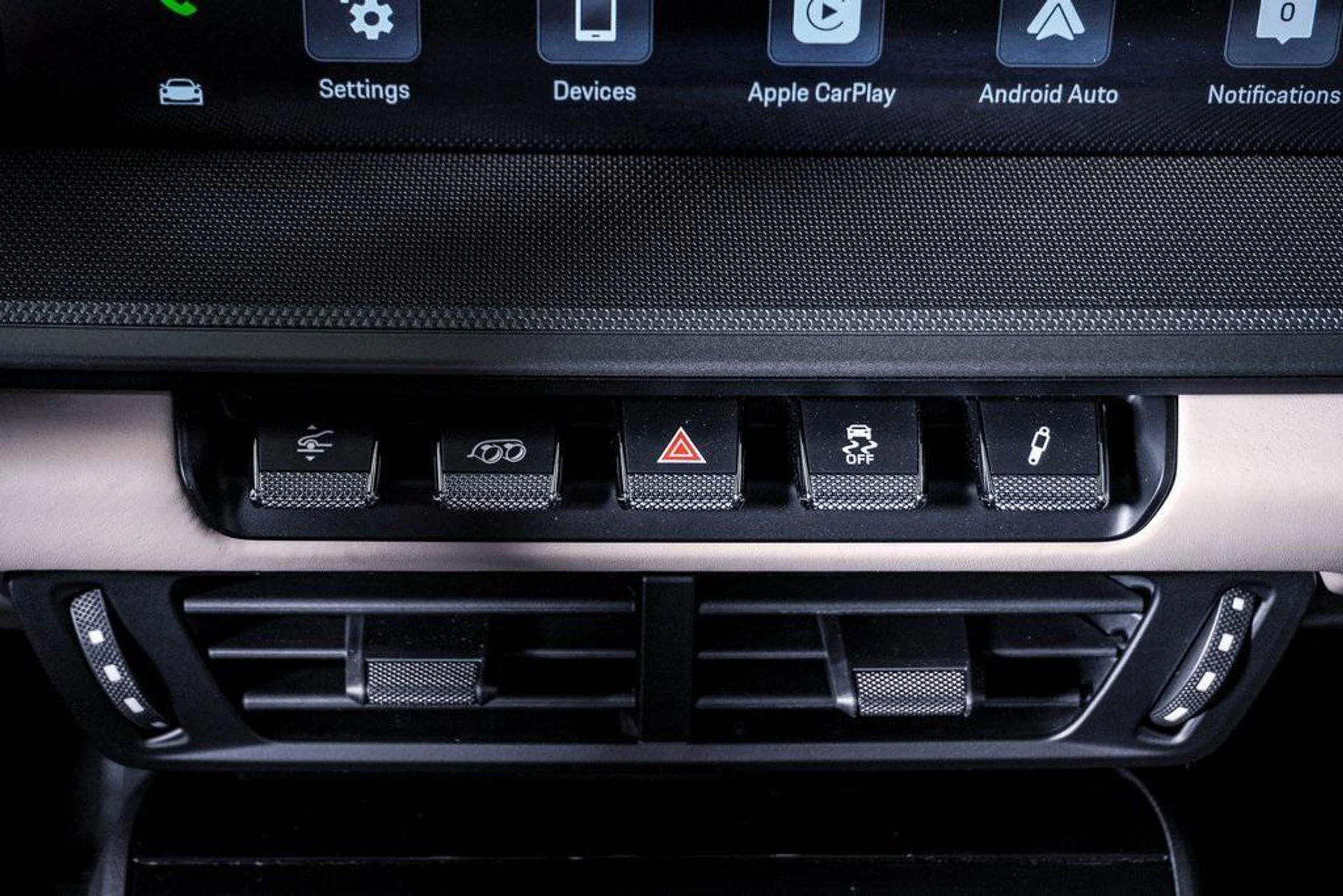 mph026_434682674_Cb_p4w3fm_C1t_Mw_MDZ_0_YQ_Q0_Yhr_Q_4a34ca13ee