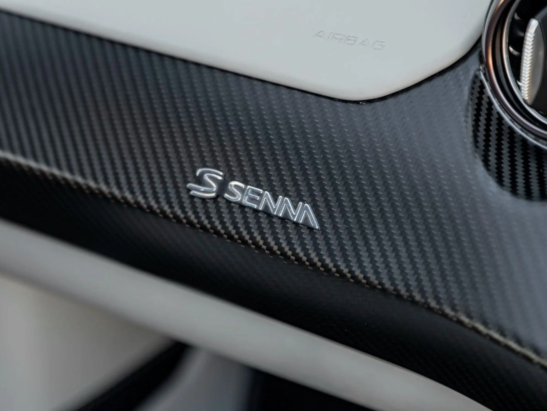 mph026_43720080_27_63ca424353