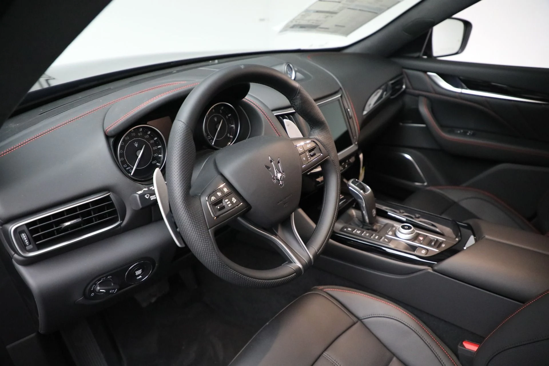 mph026_438038812_New_2024_Maserati_Levante_GT_Ultima_8576834e2f