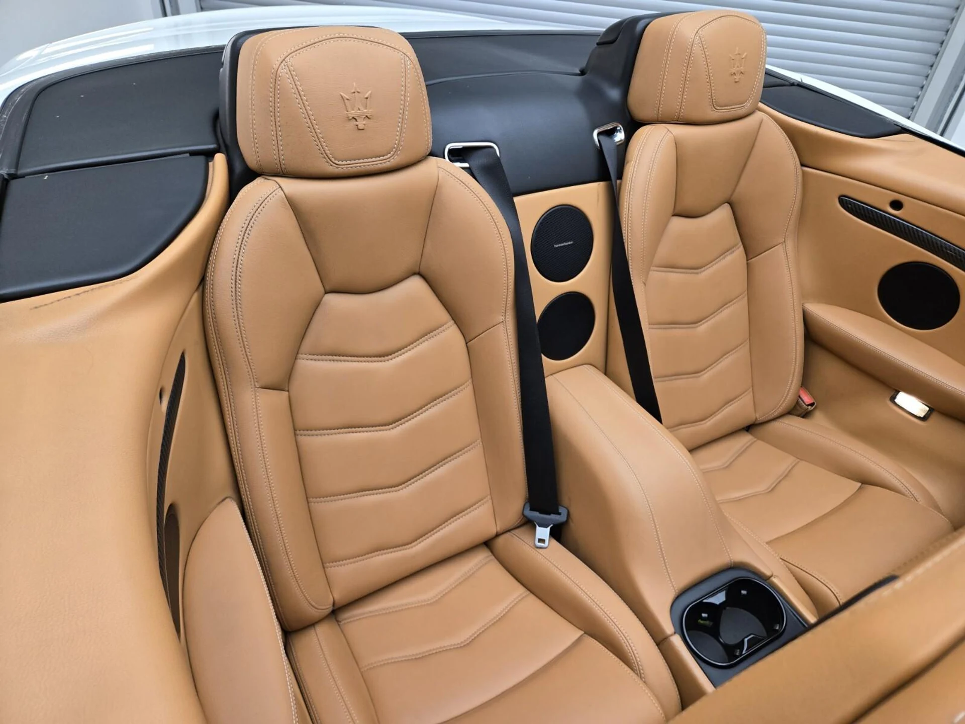 mph026_440278075_Used_2018_Maserati_Gran_Turismo_Sport_1759820259_051e5e7f14