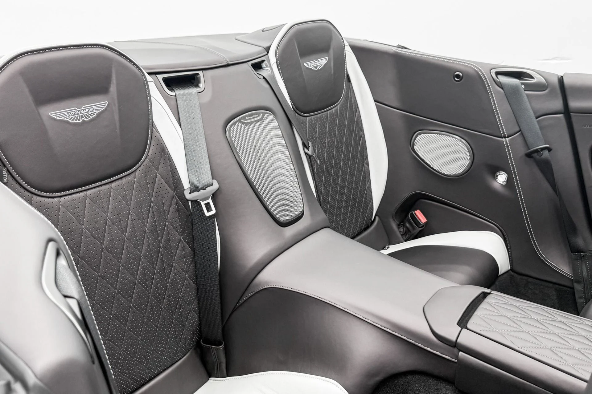 mph026_441357770_Used_2025_Aston_Martin_DB_12_Volante_Duotone_interior_Bowers_and_Wilkins_Audio_Nearly_New_1789749797_ea54674e43