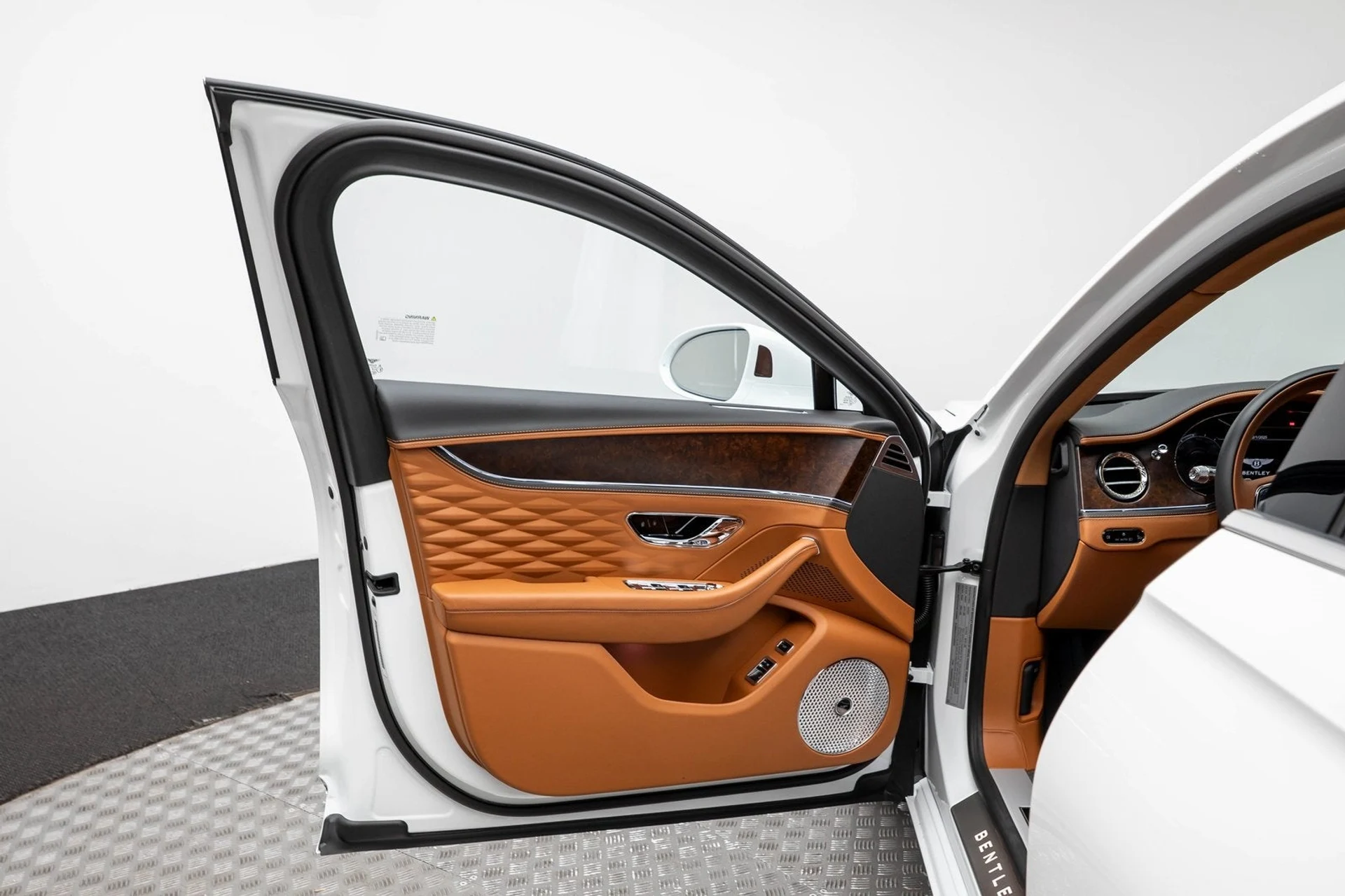 mph026_444234821_27_073b2a9cff