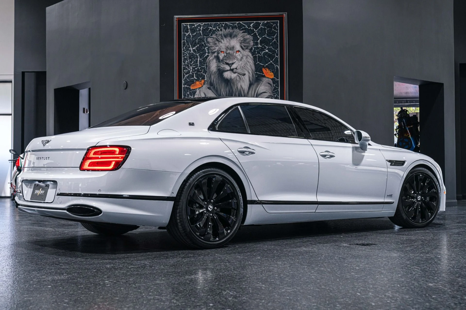 mph026_446262401_Used_2020_Bentley_Flying_Spur_W12_First_Edition_in_Ice_White_w_342_K_MSRP_Mulliner_Driving_Spec_1759443355_68fcbe4ff8