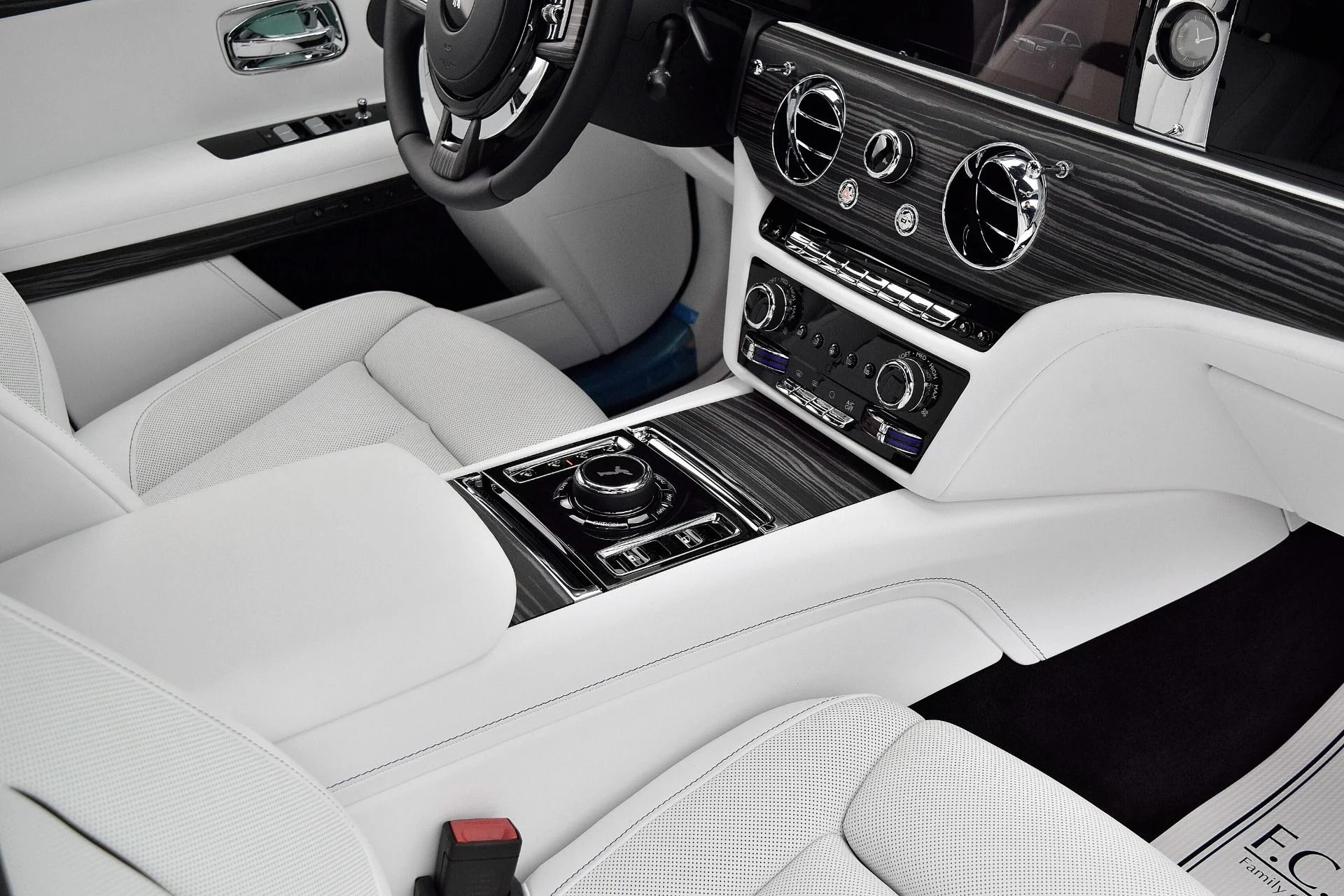 mph026_450346165_Used_2021_Rolls_Royce_Ghost_c1cca4ba4f