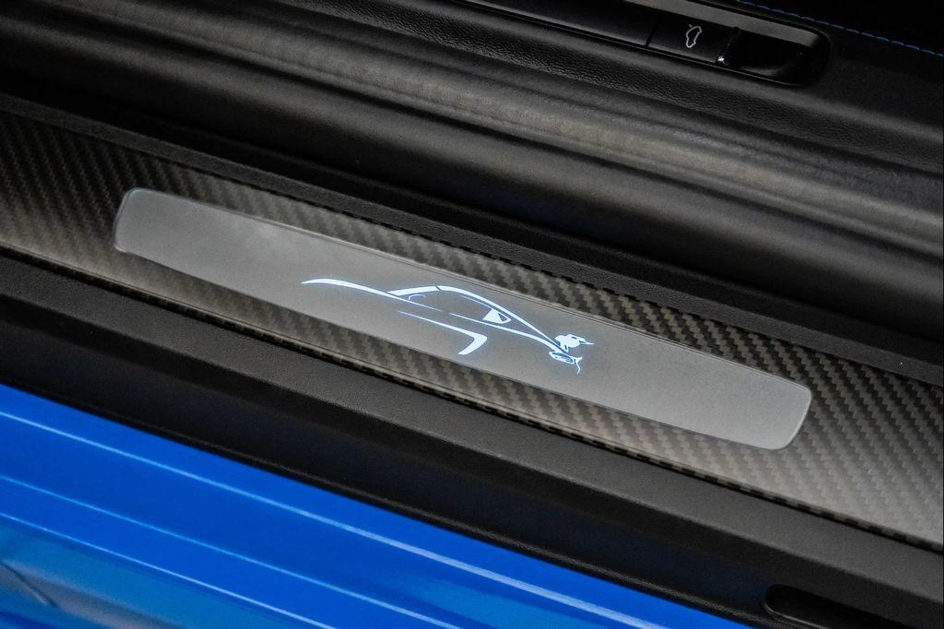 mph026_450879290_Ot_Hh_L_Jym_P65e_BZ_Wmi4u_H_Lu_I_B_Ps_da93a950ab