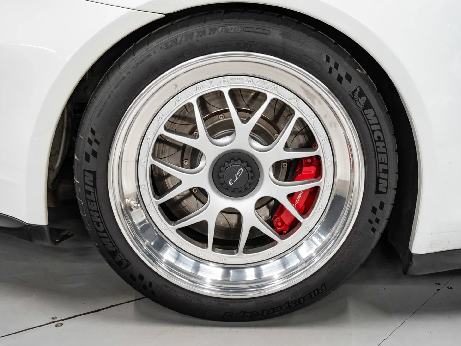 mph026_451114811_porsche_911_2015_88fec48cba