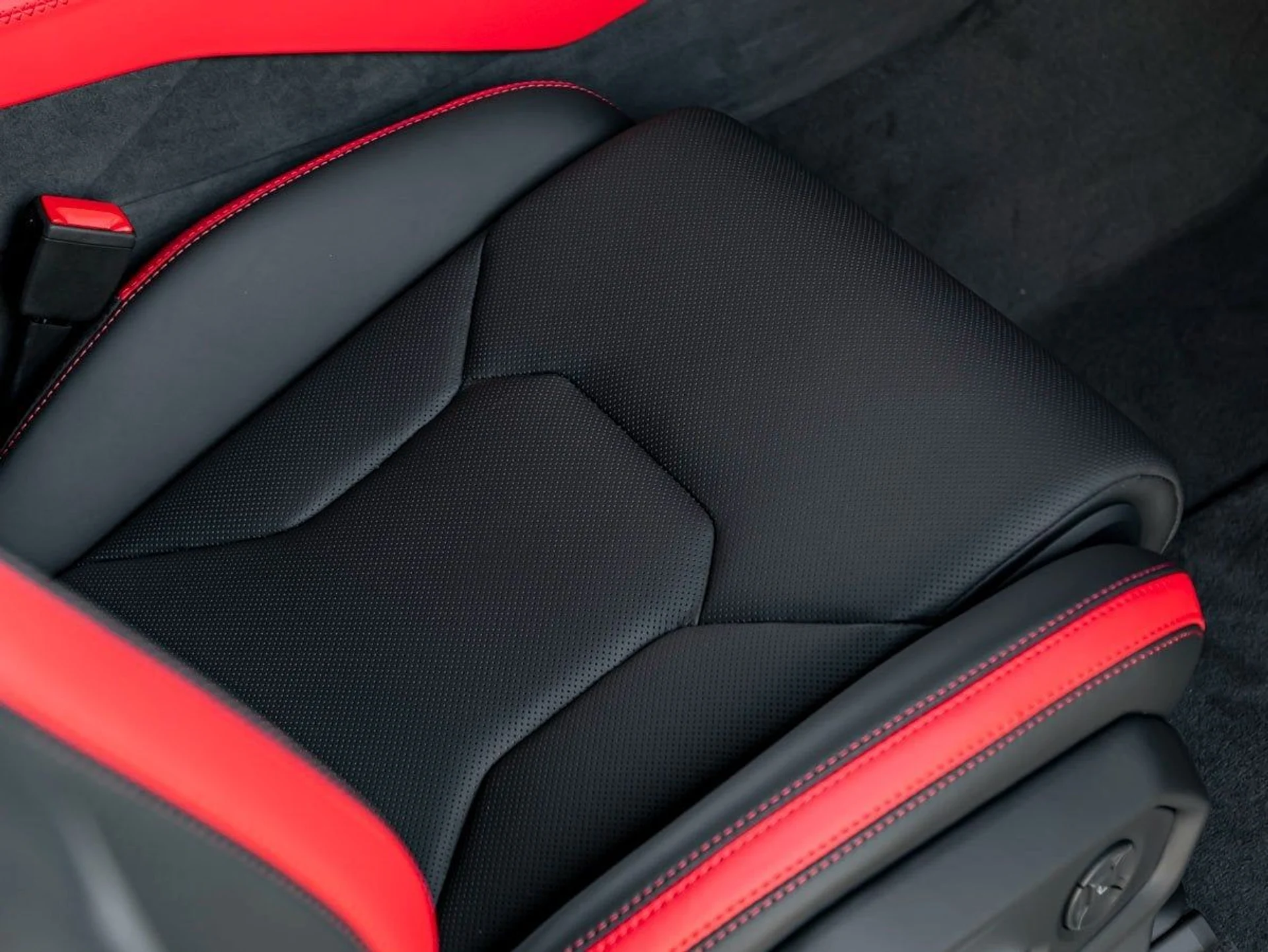 mph026_453981985_27_2b5de5d96a