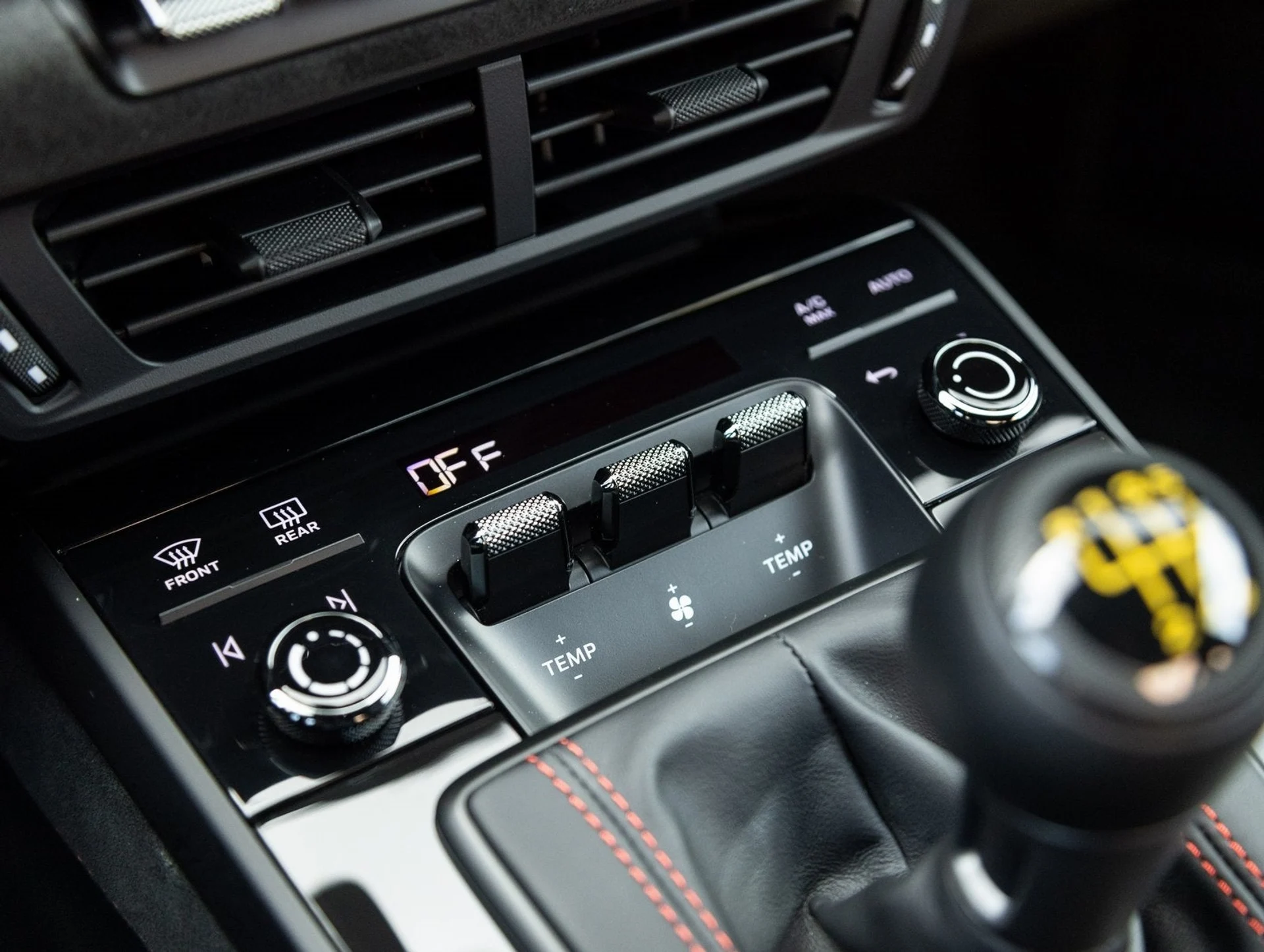 mph026_454771982_27_7a0278cf3d