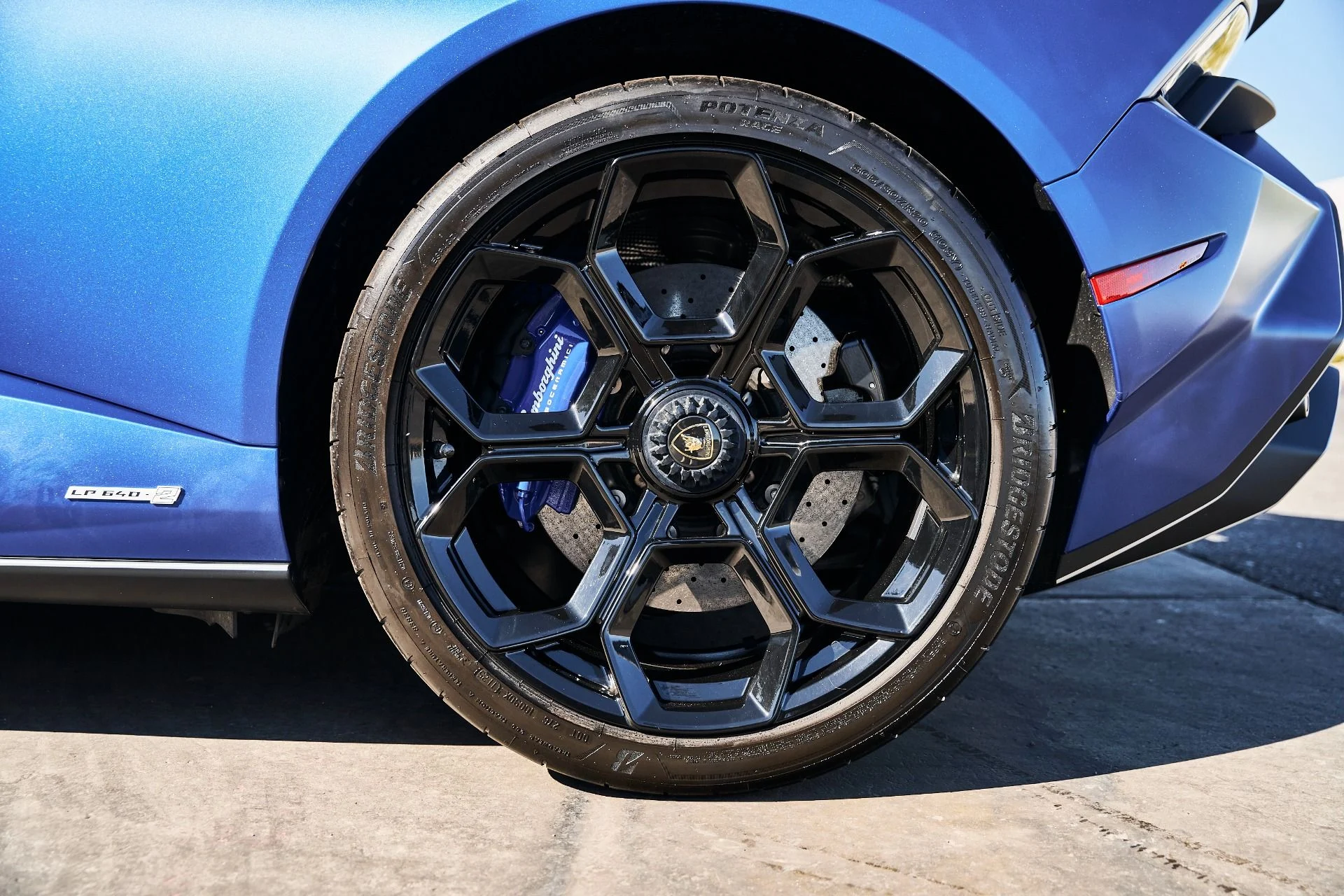 mph026_457845865_Used_2023_Lamborghini_Huracan_Tecnica_Base_1774403170_b020841c55