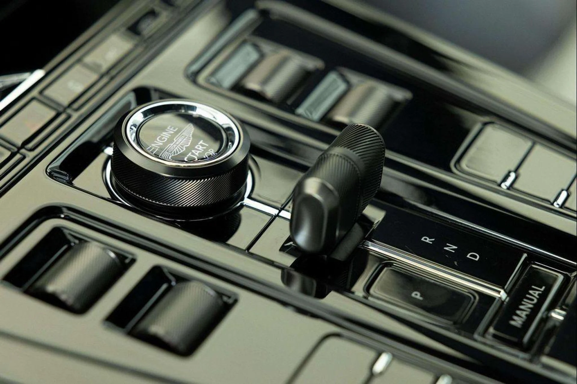 mph026_461103731_m_Vfu_KL_Bwa1_Ia_Ke7rw_It_I8_RH_Ml8c_548807a8db