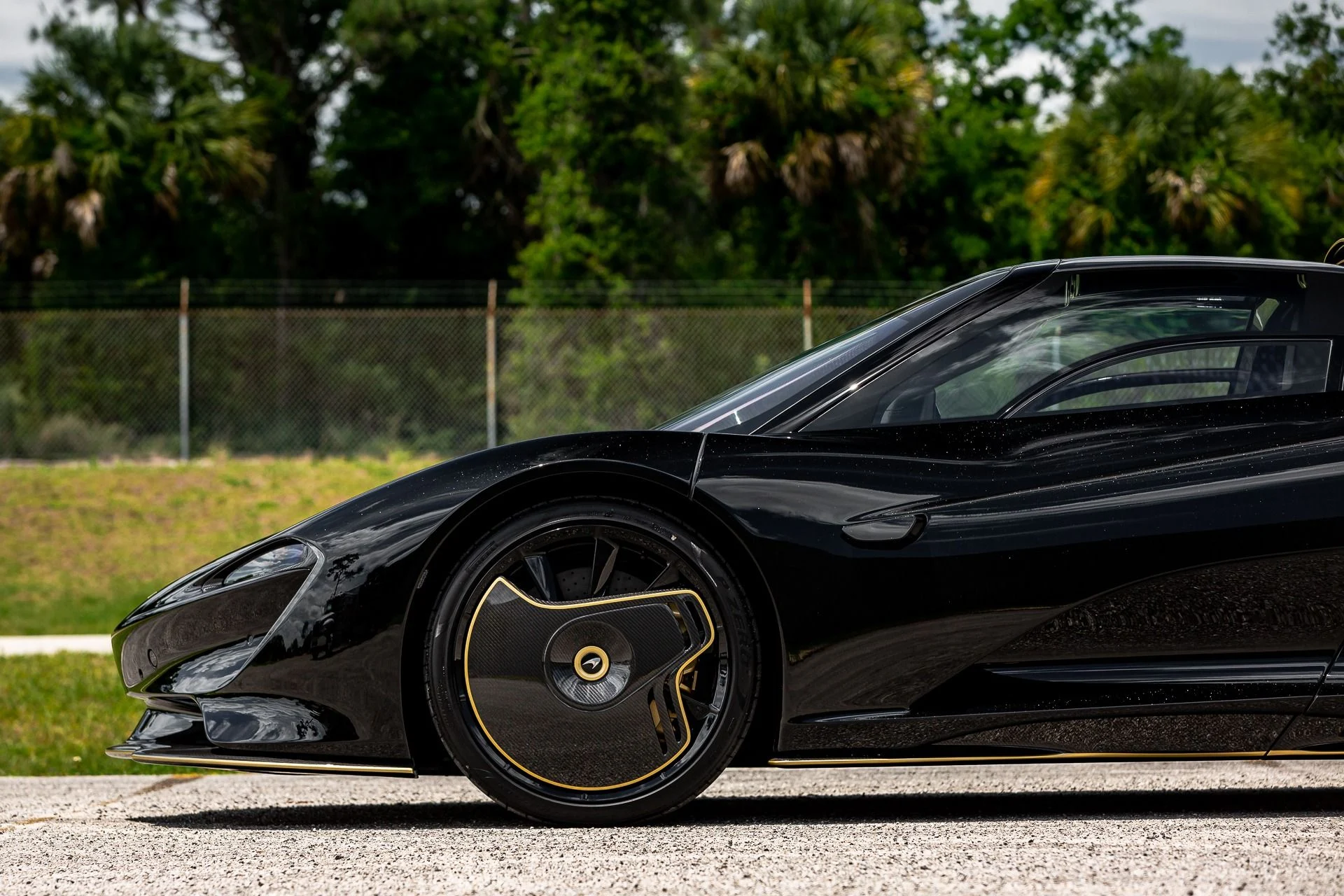 mph026_467500457_251_p27_l_28f9537525