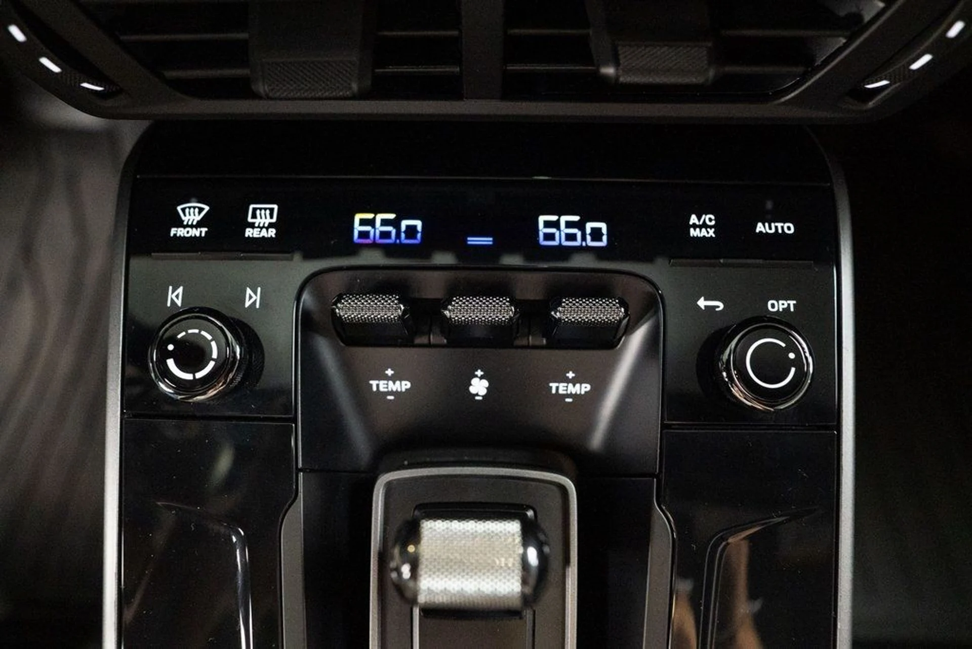 mph026_473506678_dc384b5d73e2c58df9b857681eaa94ec_f340ad302c