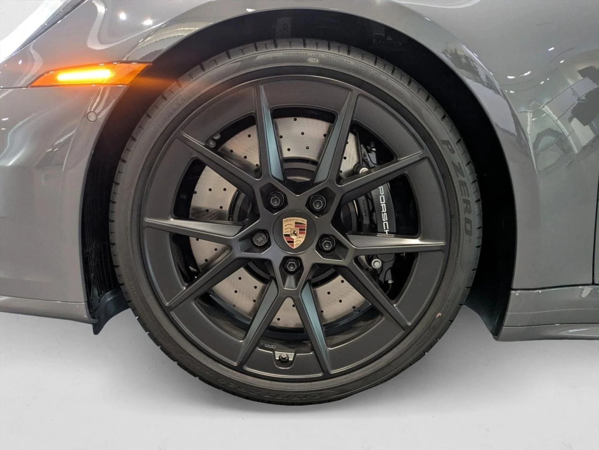 mph026_476233850_c96be2a66250e8c12bbff494bd73b3ddx_dd89cf4efd