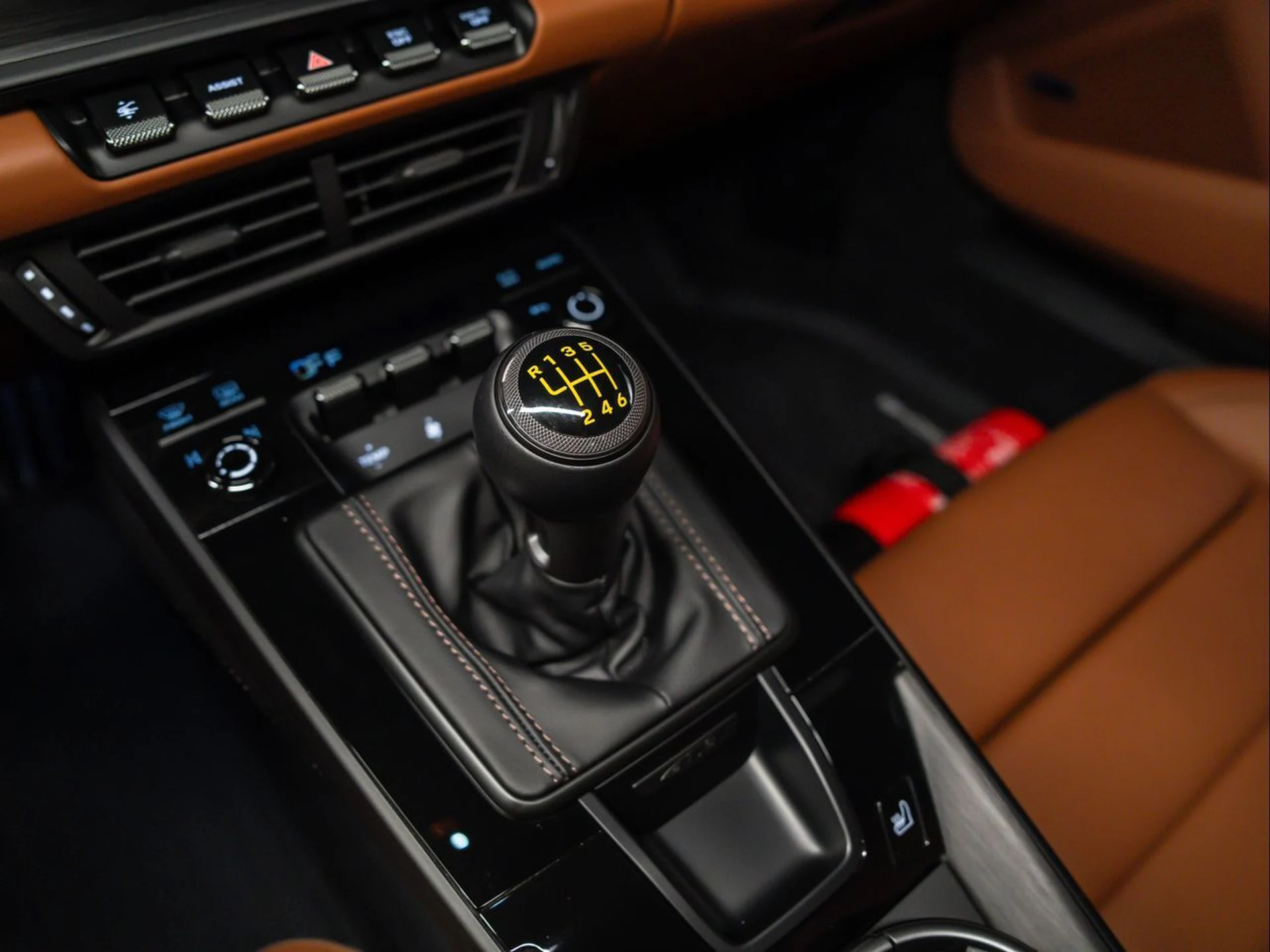 mph026_476853143_cec3b639560a8118f76f30a28ea6a3e0_633a6969f7