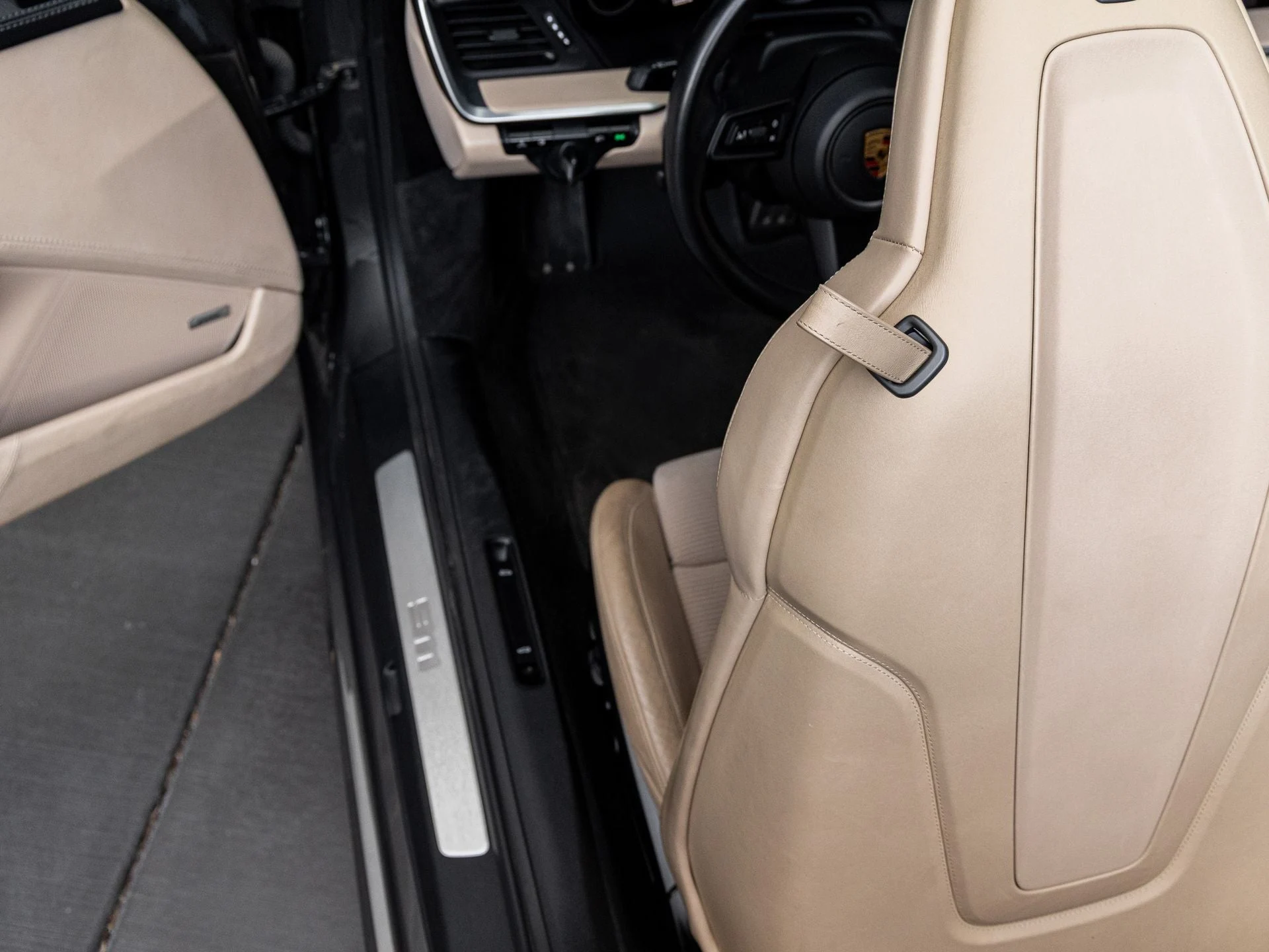 mph026_481713675_27_4812be20ef