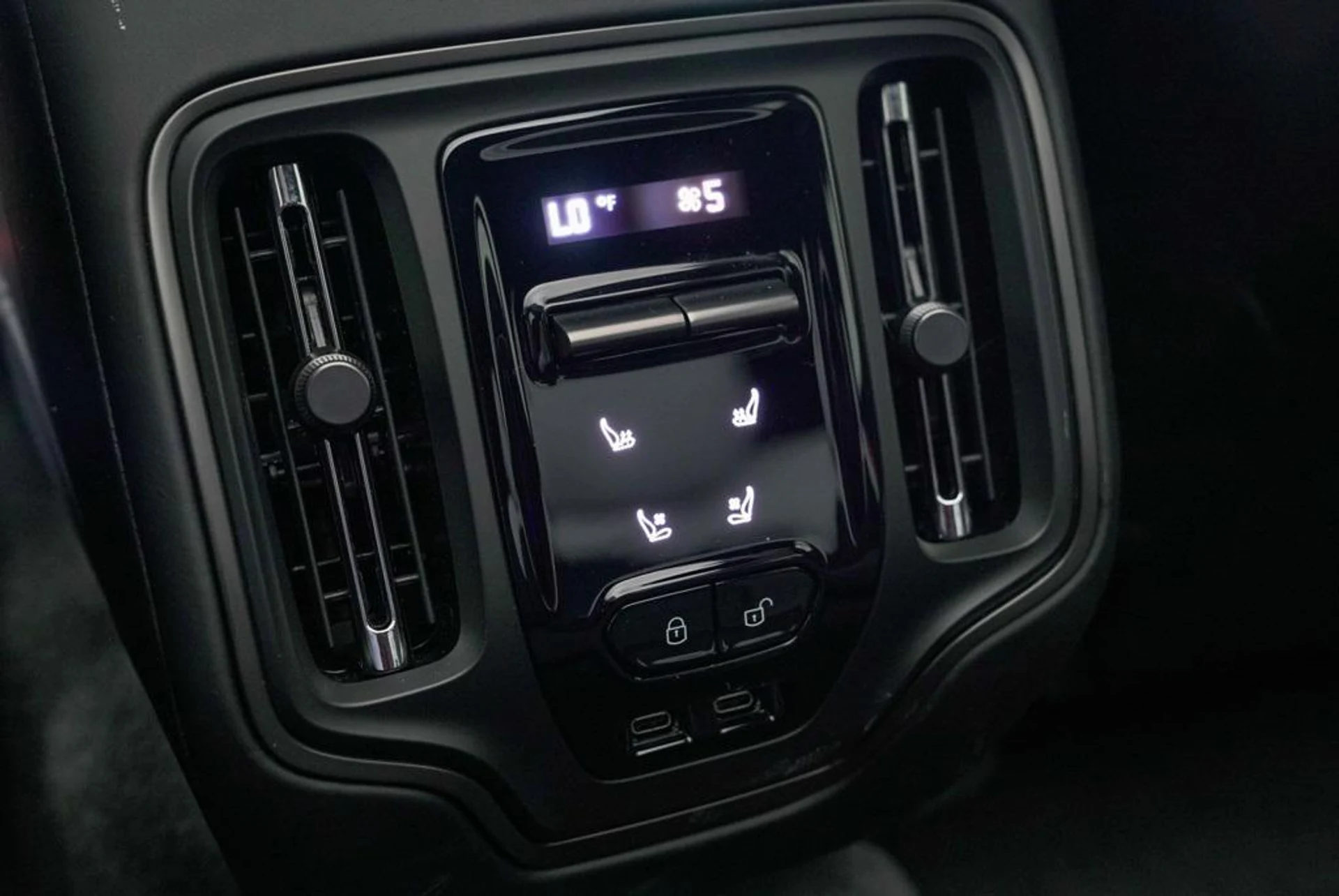 mph026_484947104_PPER_AXI_Lz9q_Hv_Cdatf5_Yj_MI_Dp_I_2bbba8059a