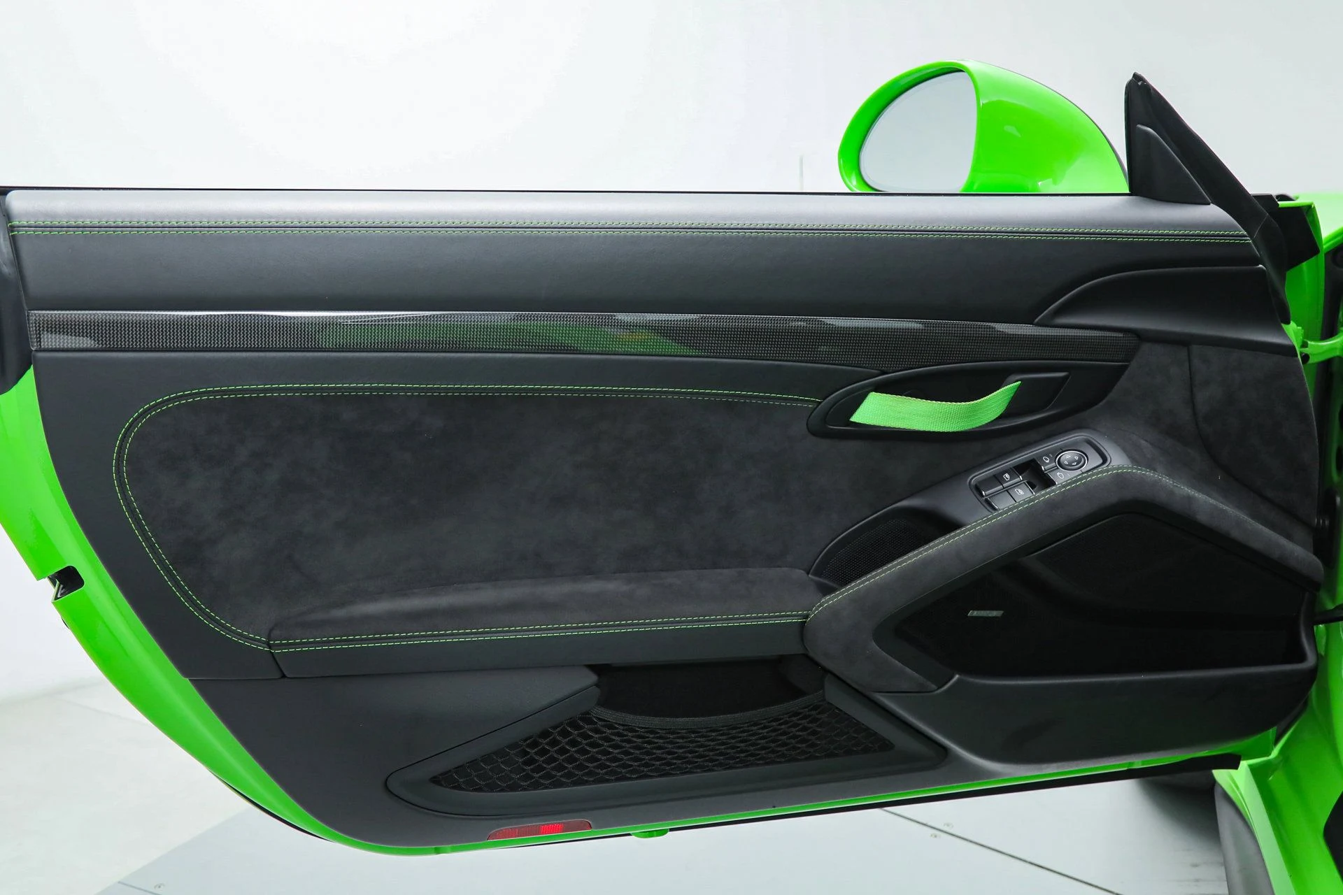 mph026_492056502_2989309548bd0a1733fee44a084f1da5_6389f2d961