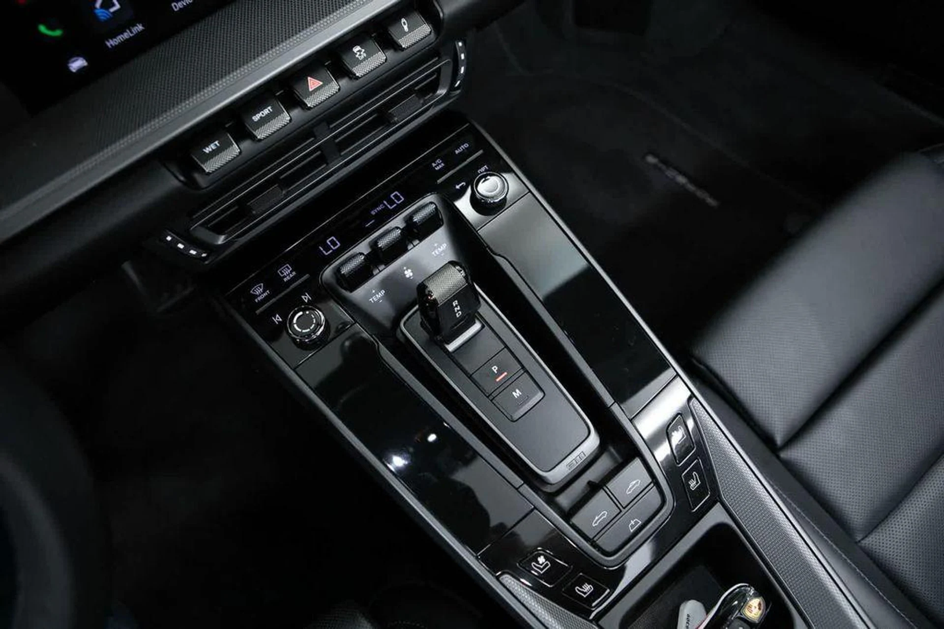 mph026_496343543_5i_Zz_Nks_R5cor_Q_Qf20_VP_Sa8dlzzw_16c9351bf7