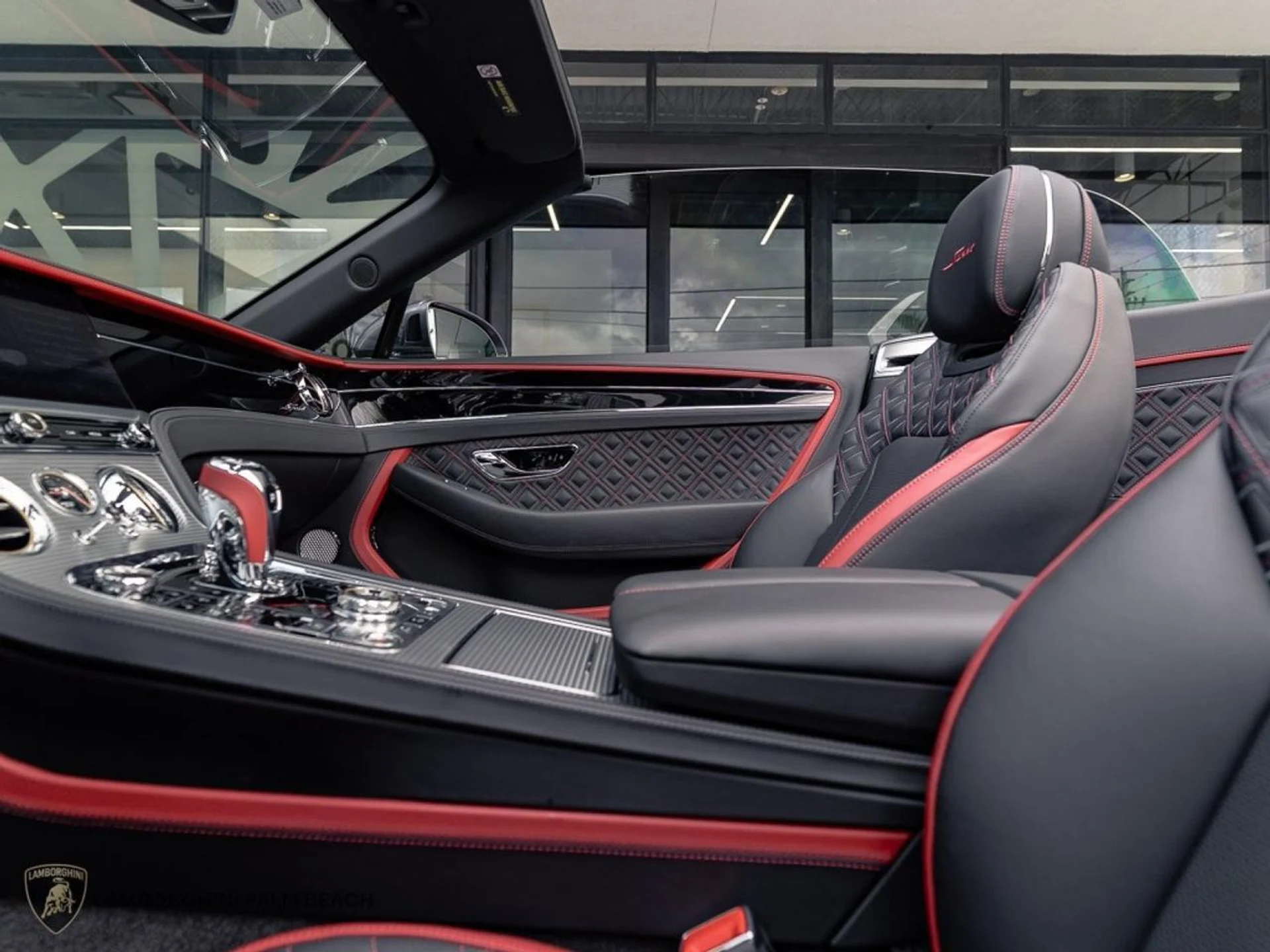 mph026_496778120_214cada8d475cc182d81180392763e43_2f254e1032