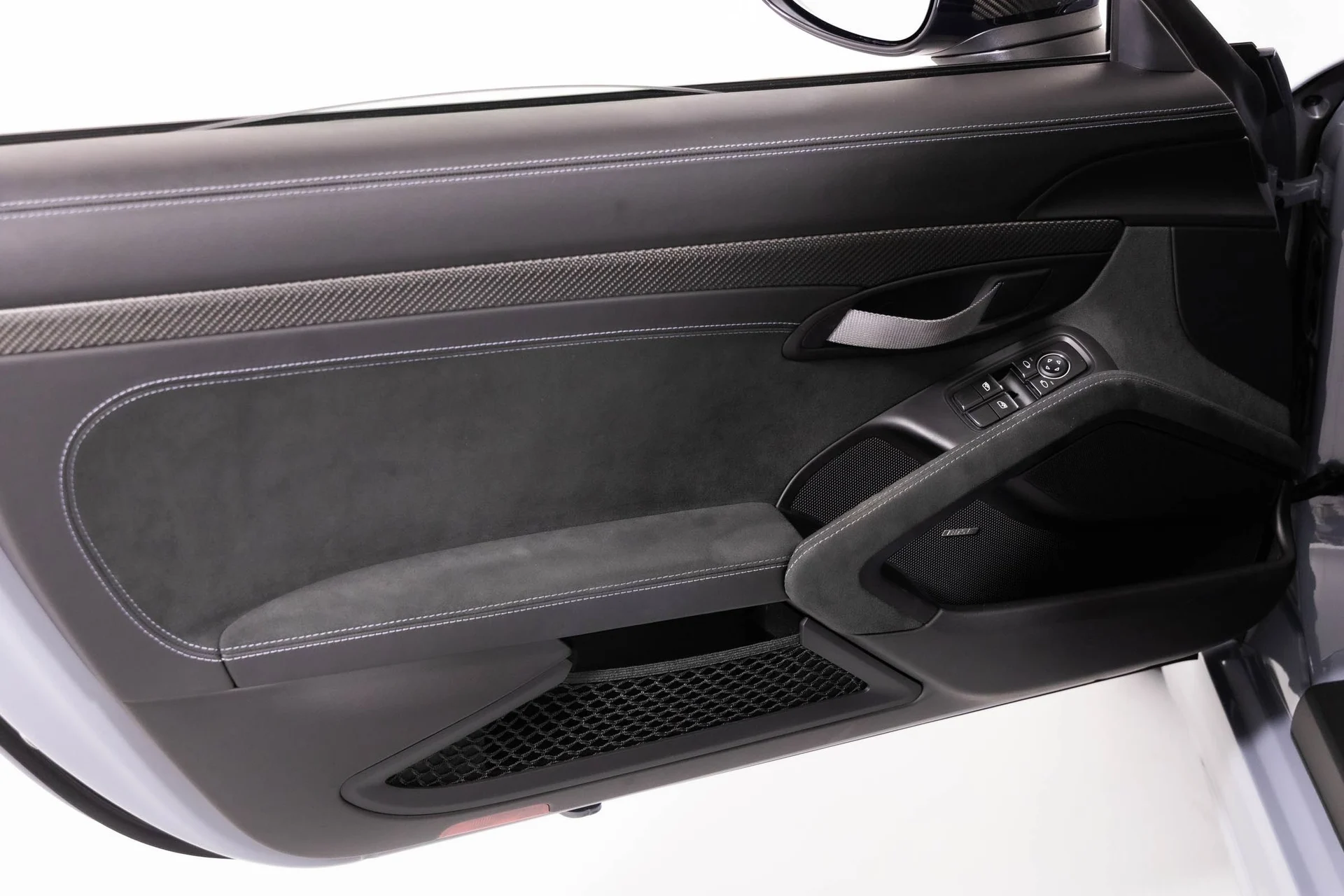 mph026_498805756_c588624a405b4da6ab305f971fce15eb_cd2910fb38