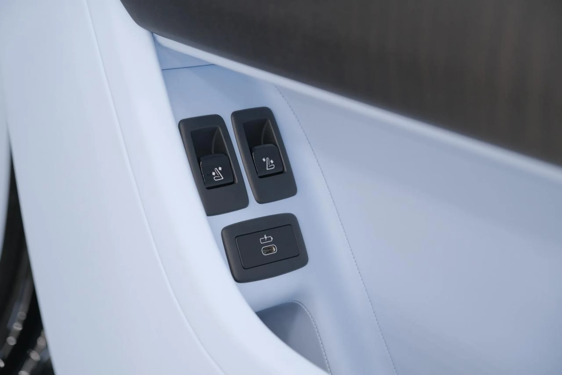 mph026_502308922_a36dac7aae7762cb383eb383e475e480_52e4003373