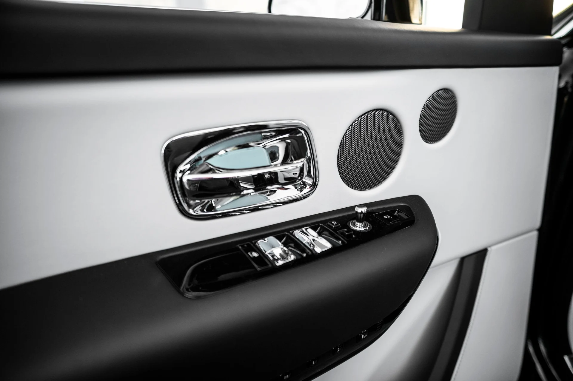 mph026_506588087_4d8eb10fcec34371bee607d097b16b44_981920a3da